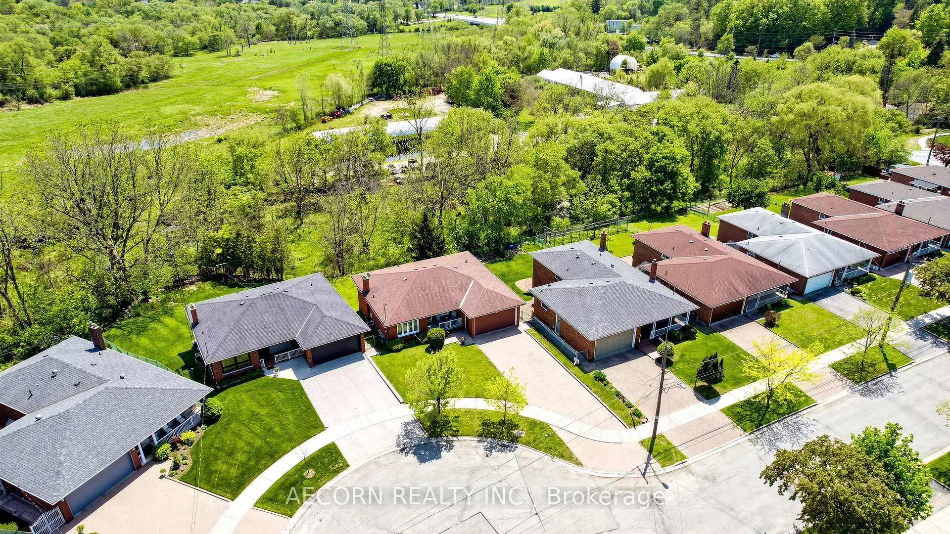 Photo 42 of 15 Humberland Court, Etobicoke, West Humber-Clairville — HOMEH