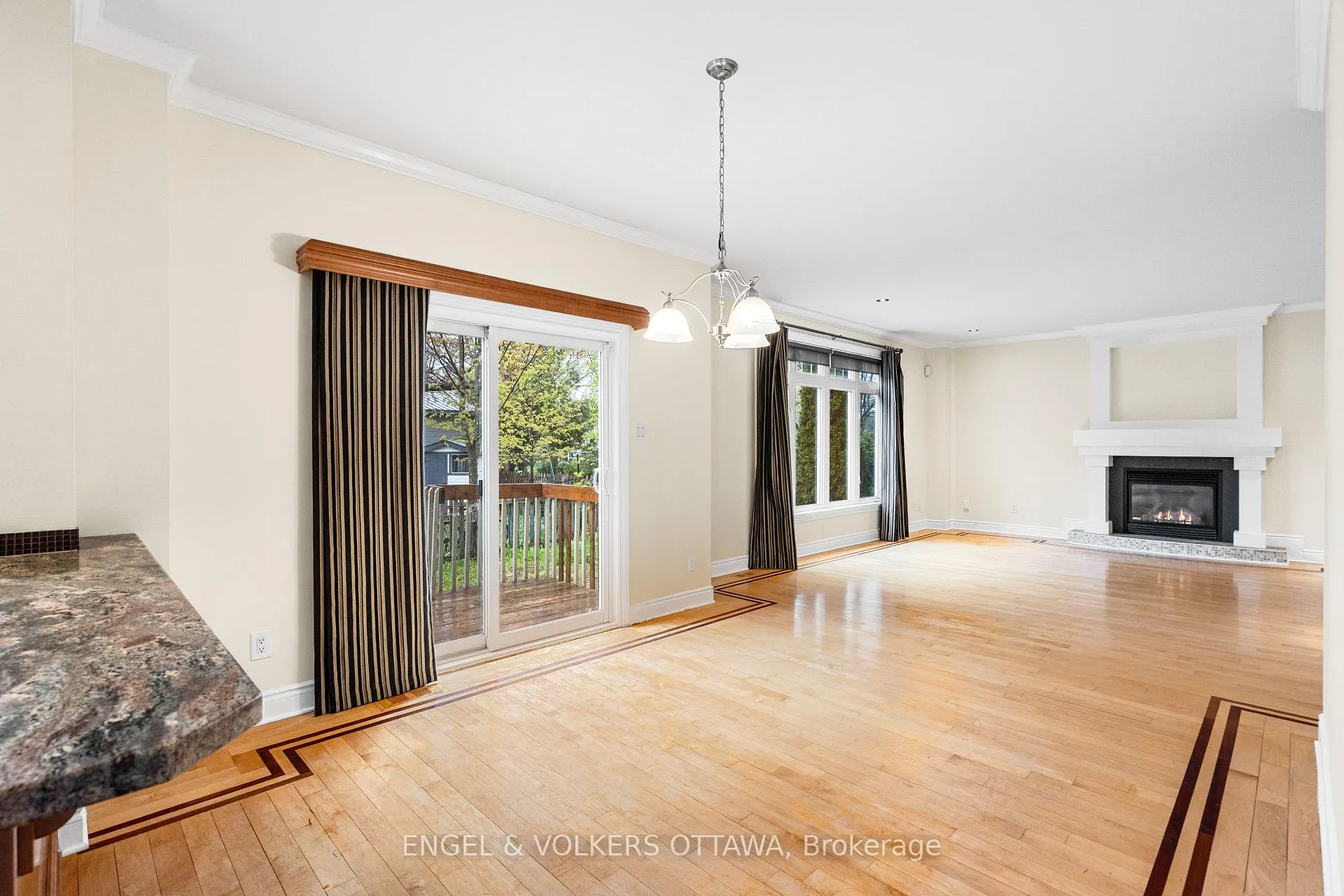 Photo 12 of 1130 Emperor Avenue, Ottawa, Carlington — HOMEH