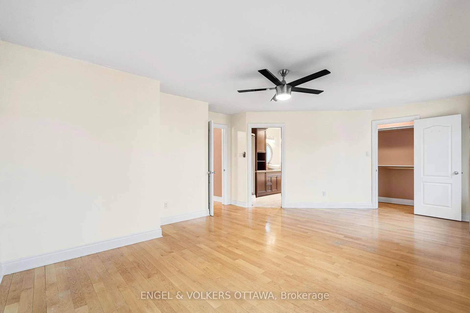 Photo 21 of 1130 Emperor Avenue, Ottawa, Carlington — HOMEH