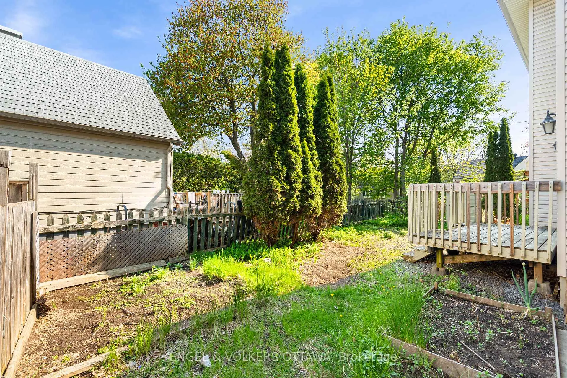 Photo 40 of 1130 Emperor Avenue, Ottawa, Carlington — HOMEH