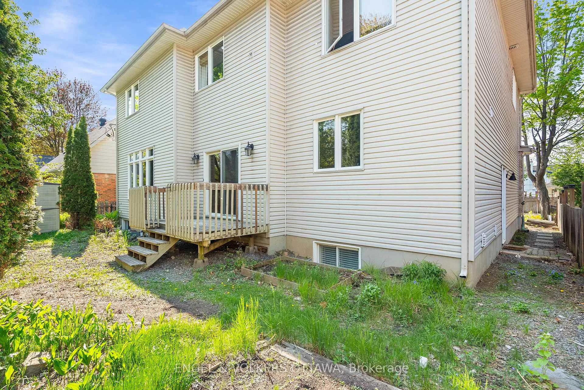 Photo 41 of 1130 Emperor Avenue, Ottawa, Carlington — HOMEH