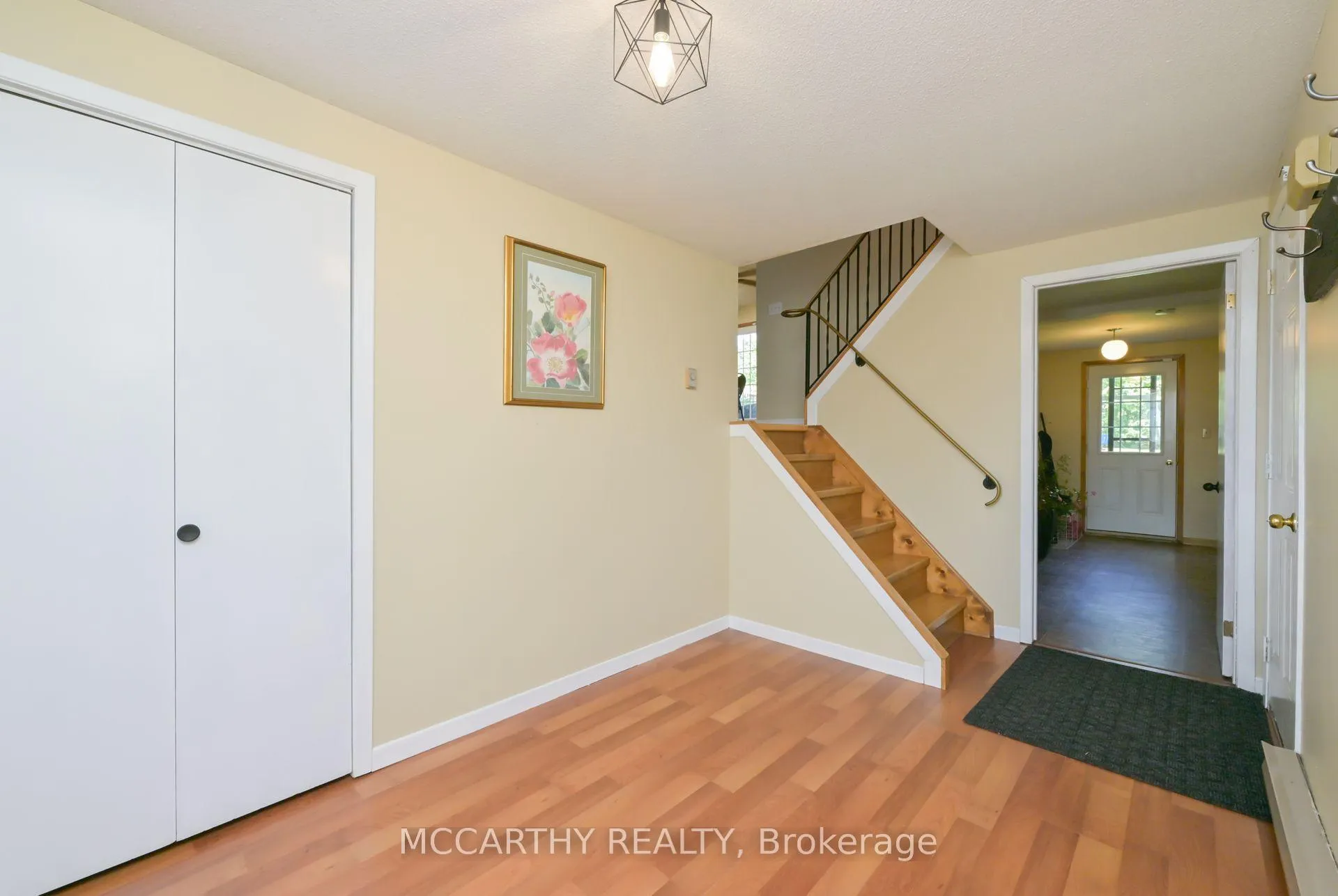 Photo 4 of 130 Franklyn Street, Shelburne — HOMEH
