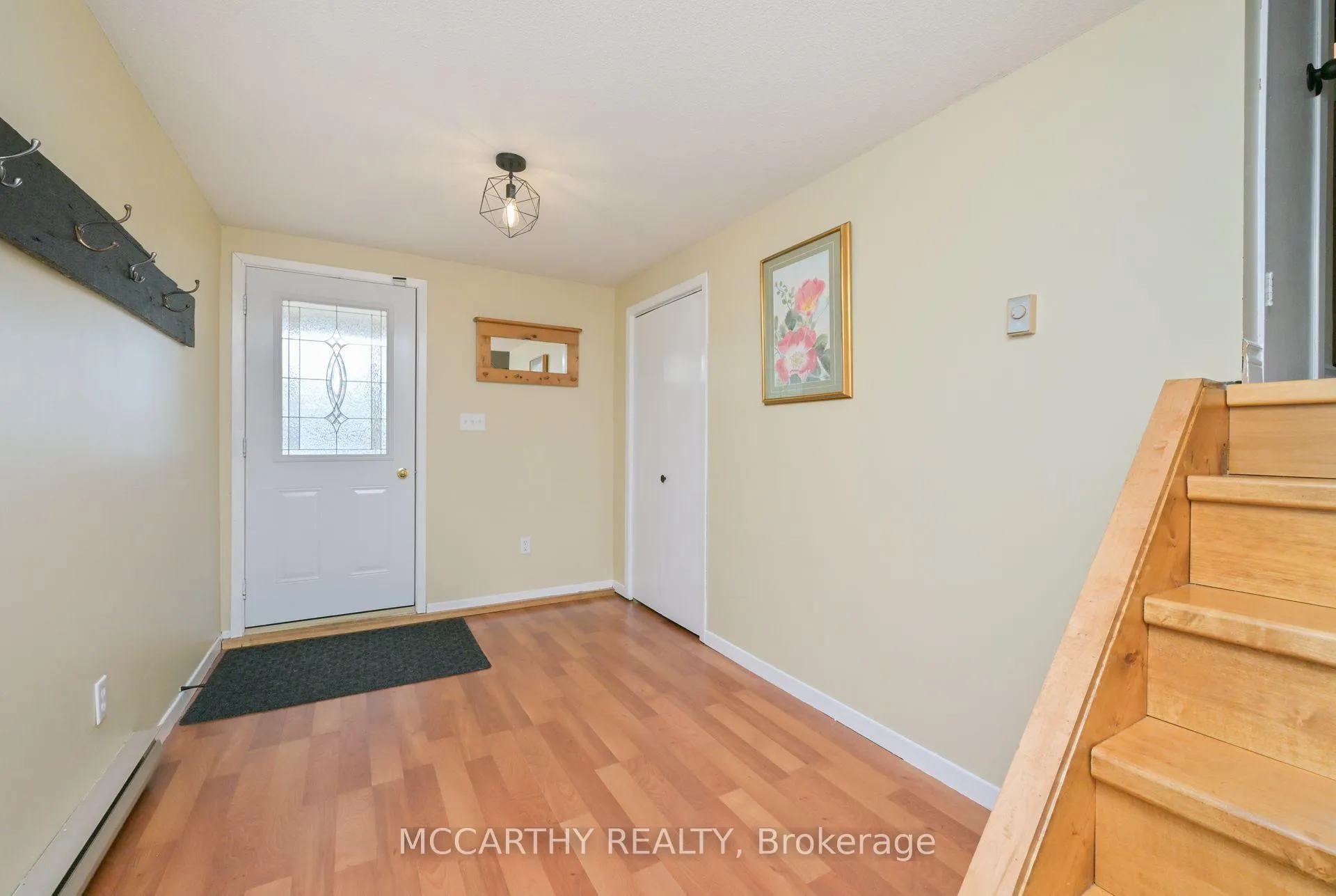 Photo 5 of 130 Franklyn Street, Shelburne — HOMEH
