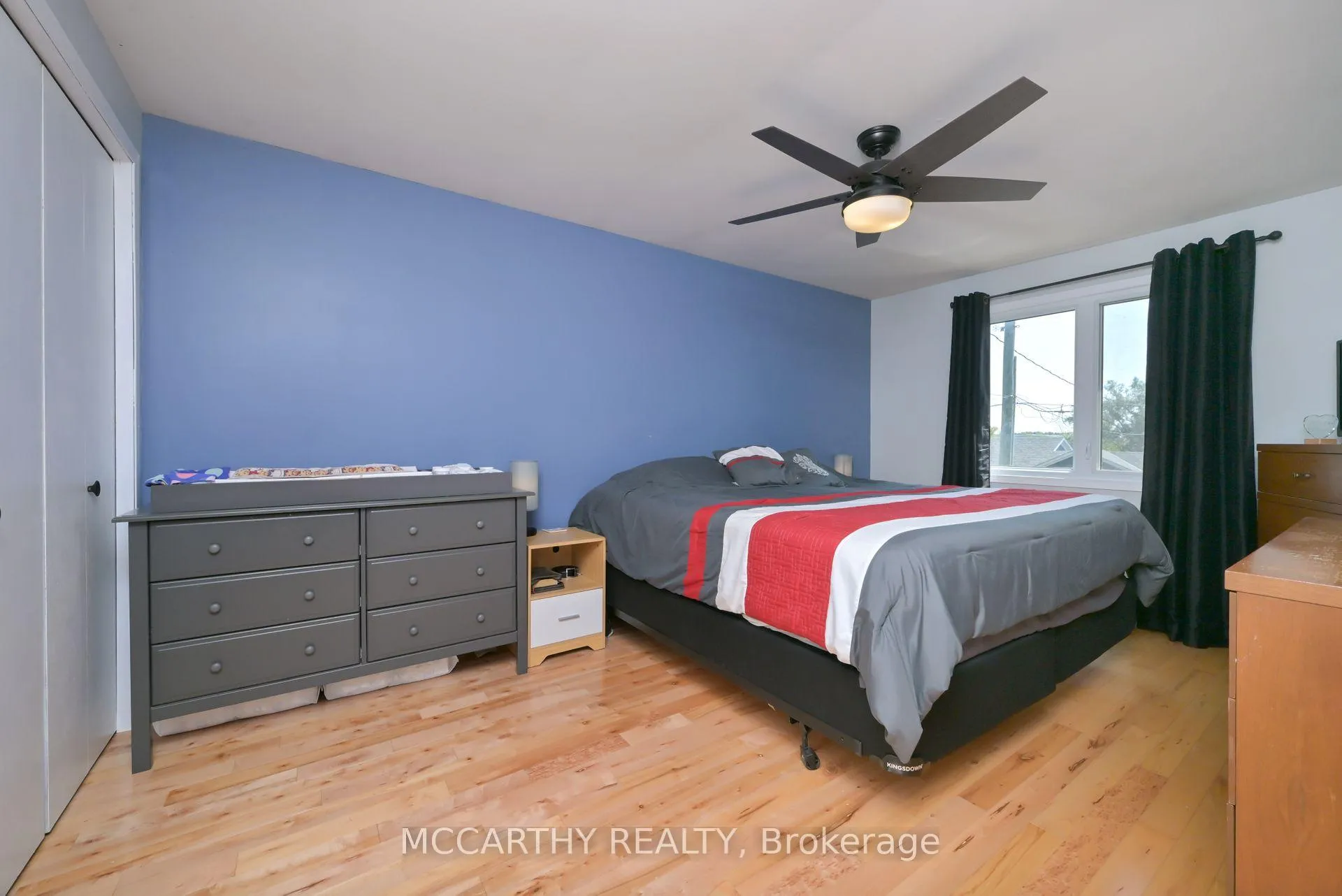 Photo 15 of 130 Franklyn Street, Shelburne — HOMEH
