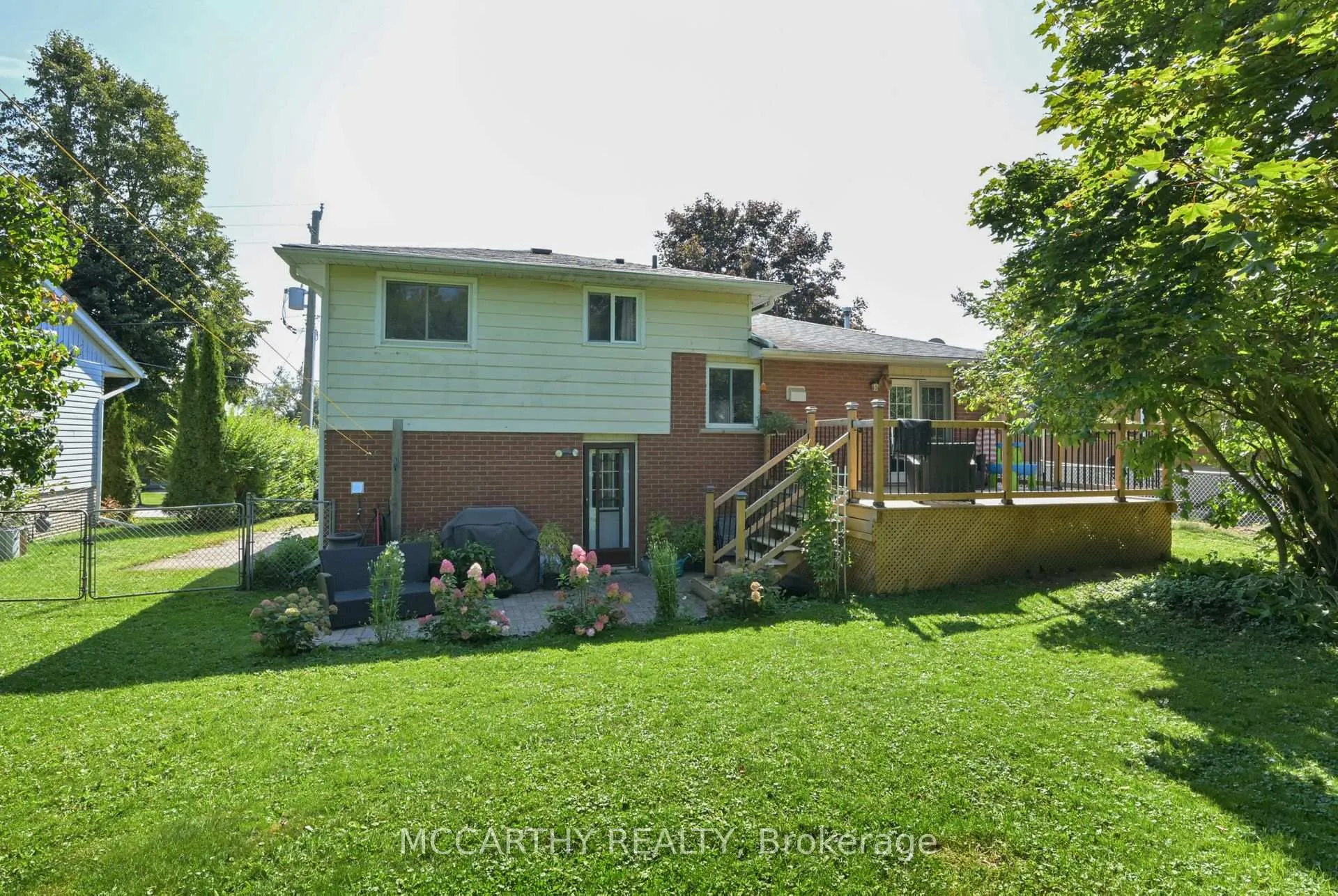 Photo 36 of 130 Franklyn Street, Shelburne — HOMEH