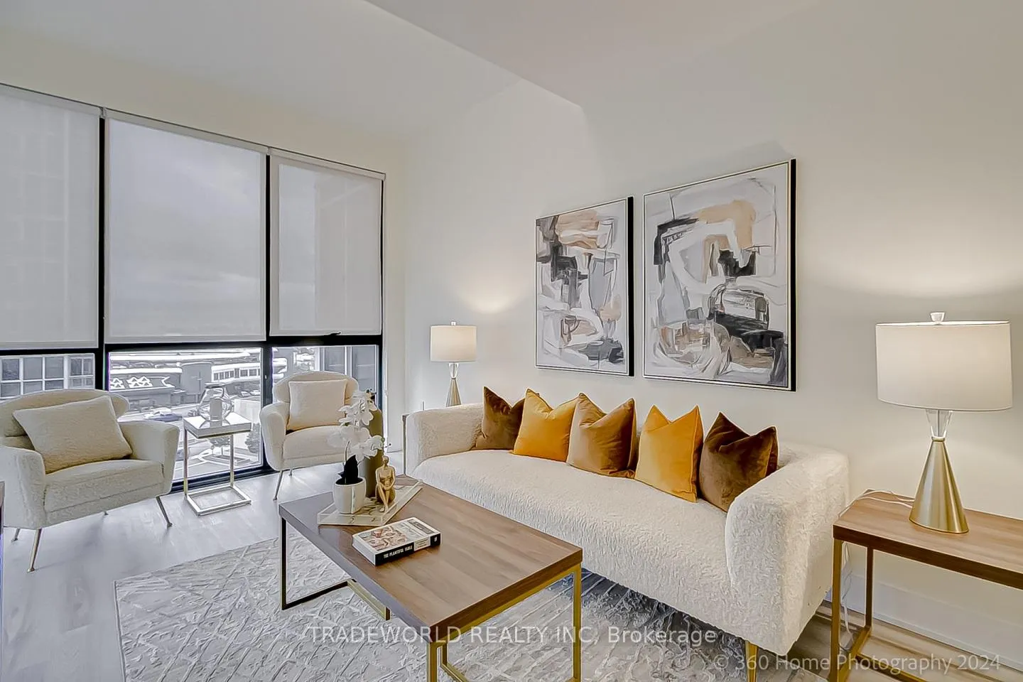 Photo 4 of Unit 614, 2916 Highway 7, Vaughan, Concord — HOMEH