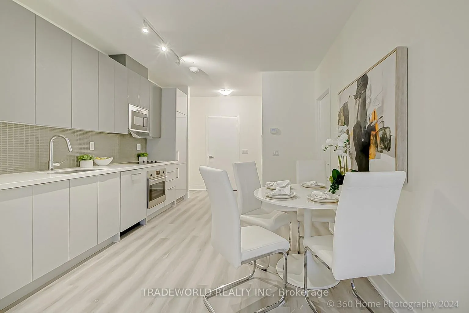 Photo 14 of Unit 614, 2916 Highway 7, Vaughan, Concord — HOMEH