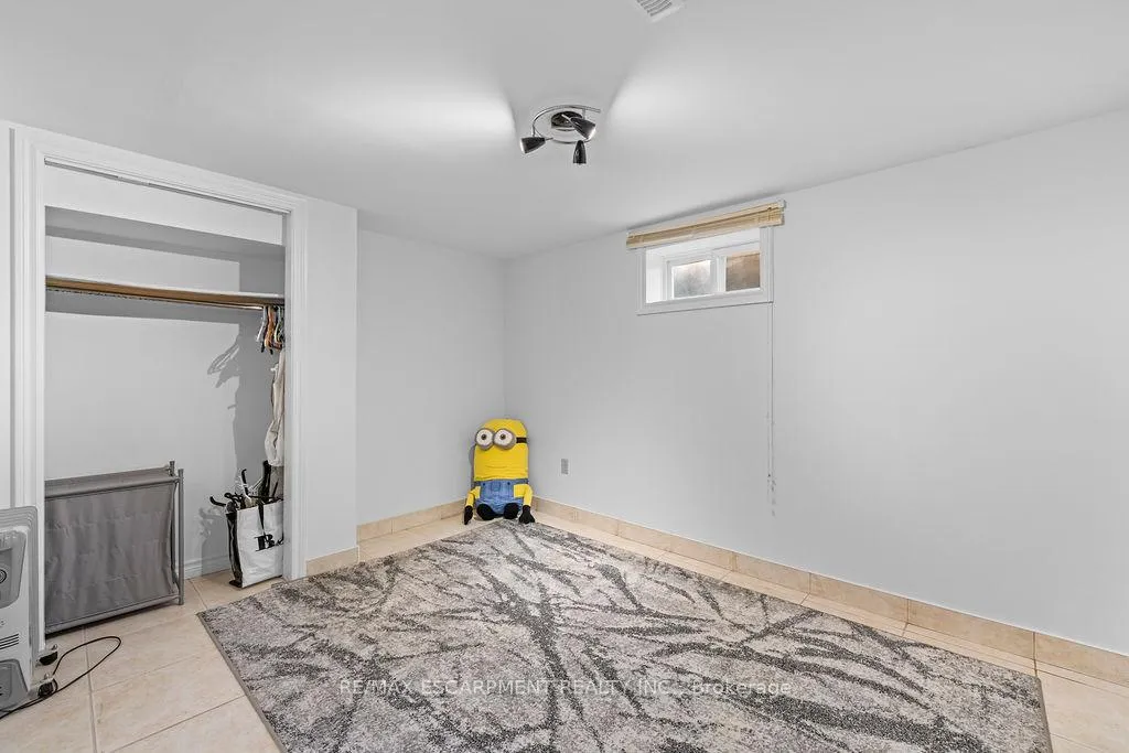 Photo 47 of 140 Solomon Crescent, Hamilton, Trenholme — HOMEH