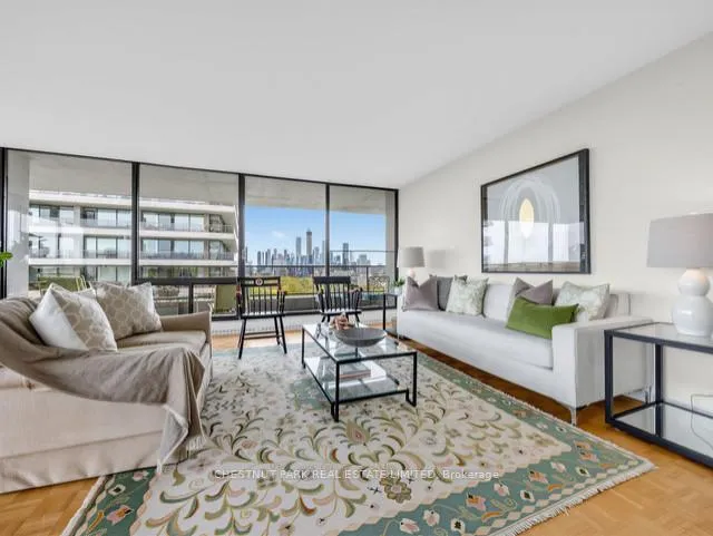 Photo 3 of Unit 1404, 20 Avoca Avenue, Toronto, Rosedale-Moore Park — HOMEH