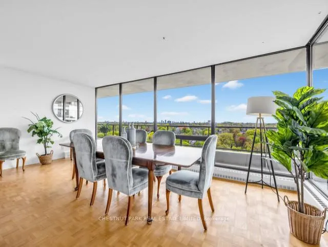 Photo 6 of Unit 1404, 20 Avoca Avenue, Toronto, Rosedale-Moore Park — HOMEH