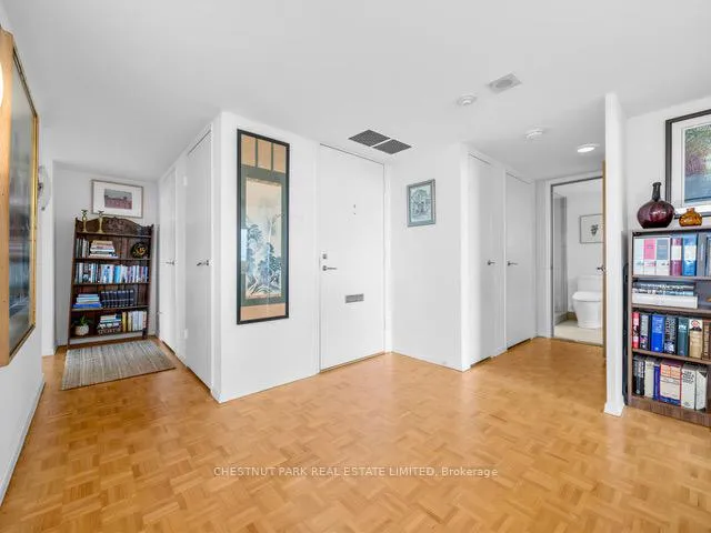 Photo 9 of Unit 1404, 20 Avoca Avenue, Toronto, Rosedale-Moore Park — HOMEH
