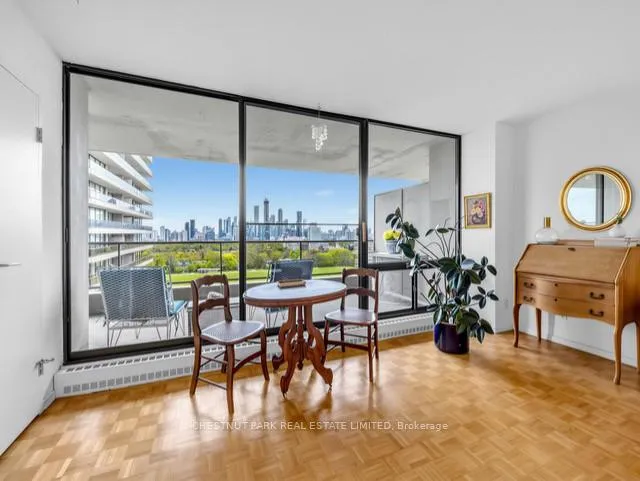 Photo 12 of Unit 1404, 20 Avoca Avenue, Toronto, Rosedale-Moore Park — HOMEH