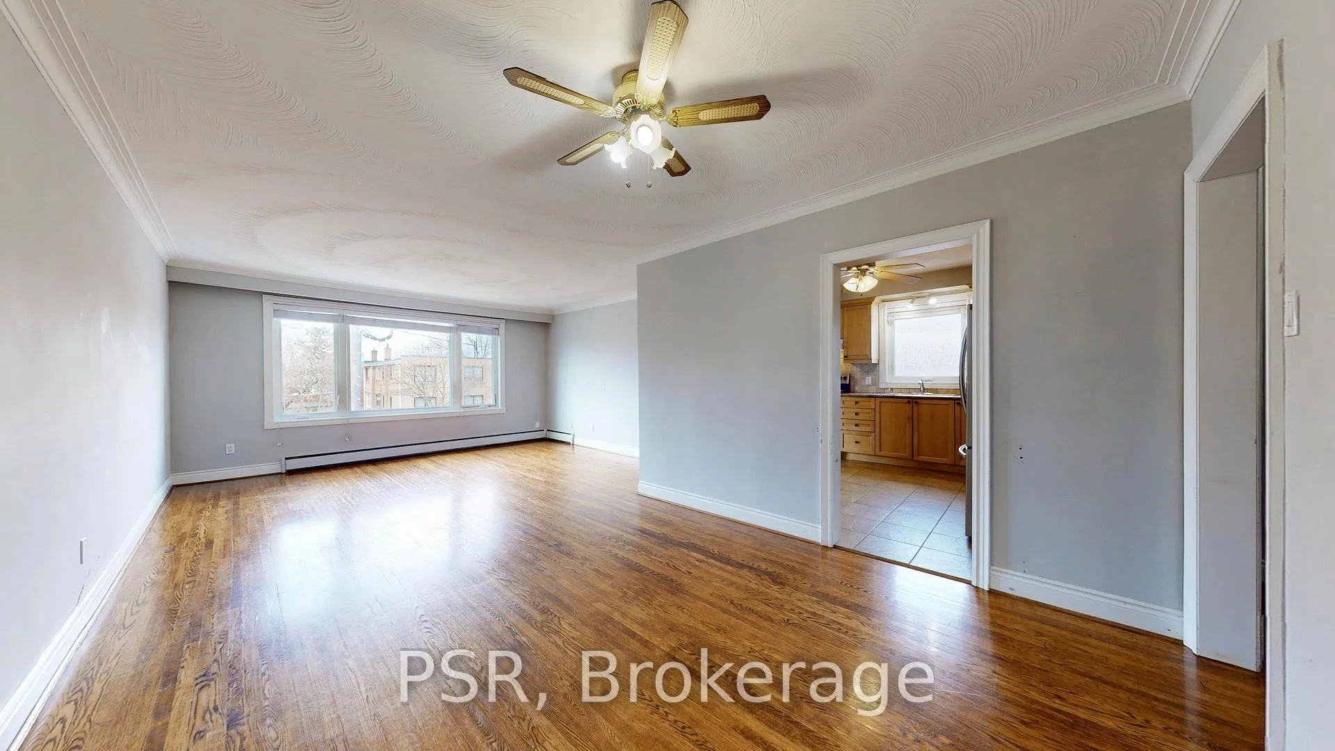 Photo 1 of Unit Upper, 37 Morgan Avenue, Etobicoke, Stonegate-Queensway — HOMEH