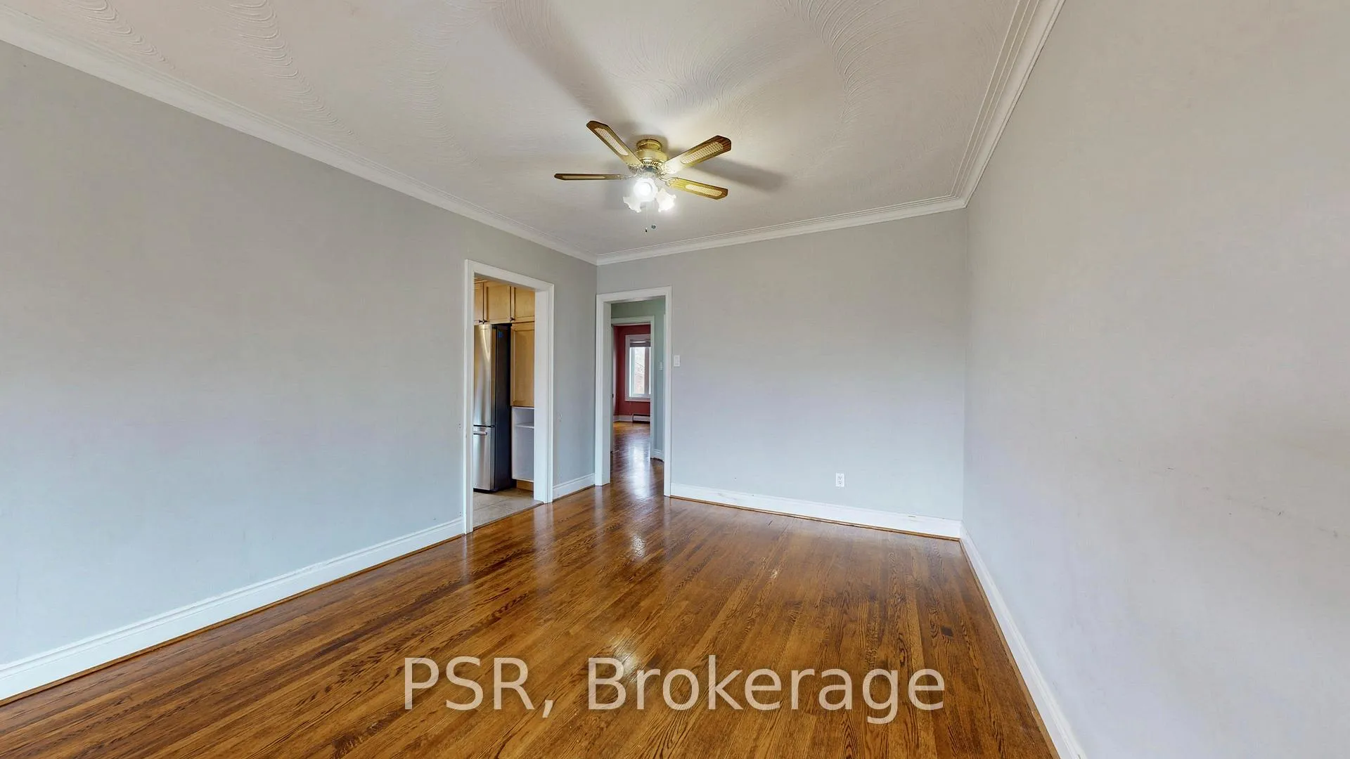 Photo 11 of Unit Upper, 37 Morgan Avenue, Etobicoke, Stonegate-Queensway — HOMEH