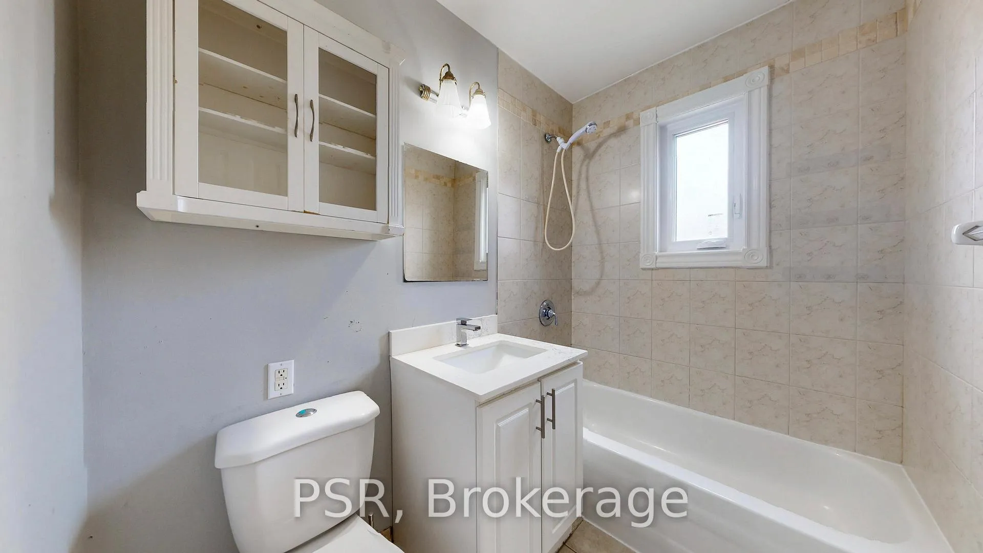 Photo 20 of Unit Upper, 37 Morgan Avenue, Etobicoke, Stonegate-Queensway — HOMEH