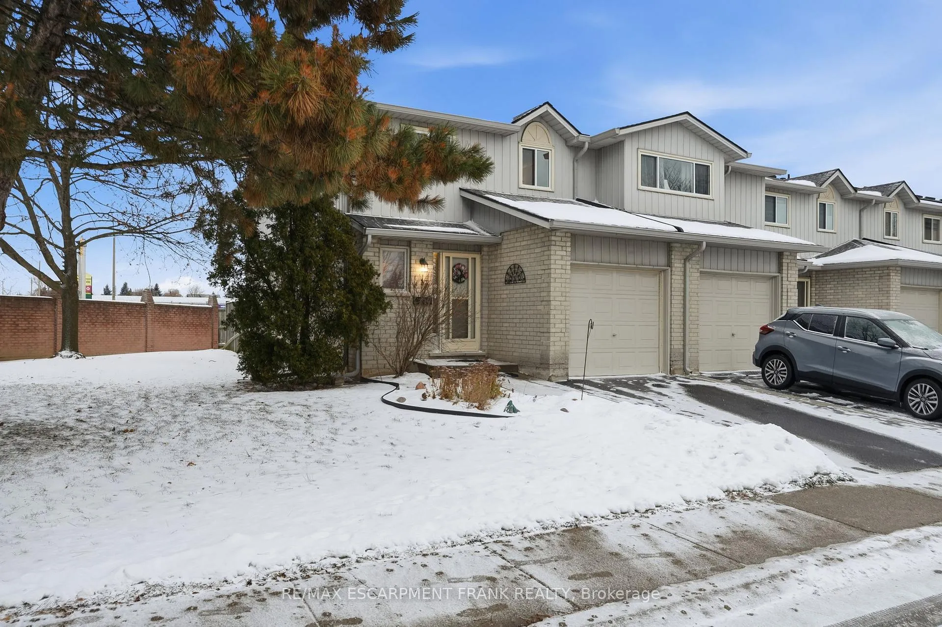 Photo 2 of Unit 1, 1675 Upper Gage Avenue, Hamilton, Broughton — HOMEH