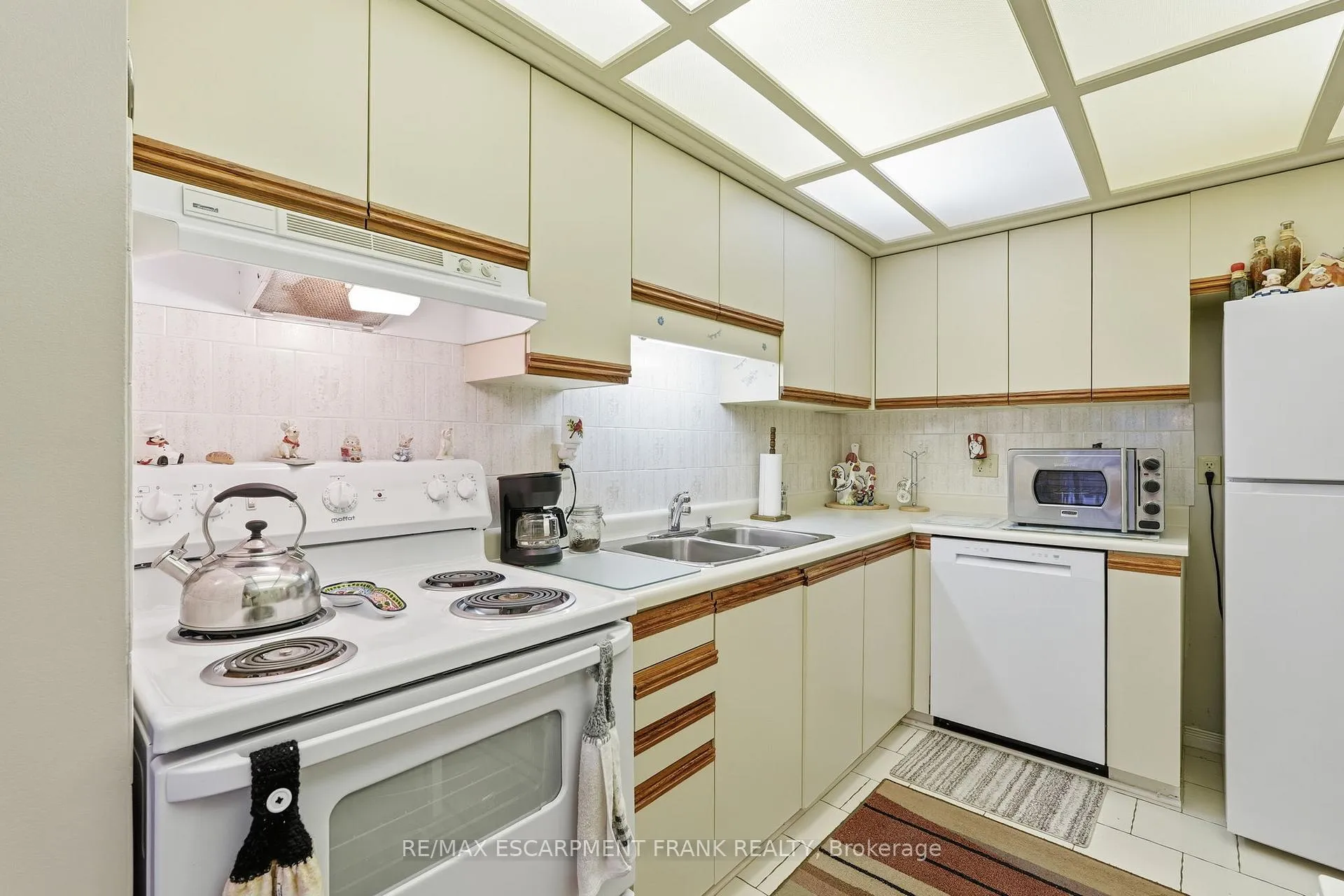 Photo 16 of Unit 1, 1675 Upper Gage Avenue, Hamilton, Broughton — HOMEH