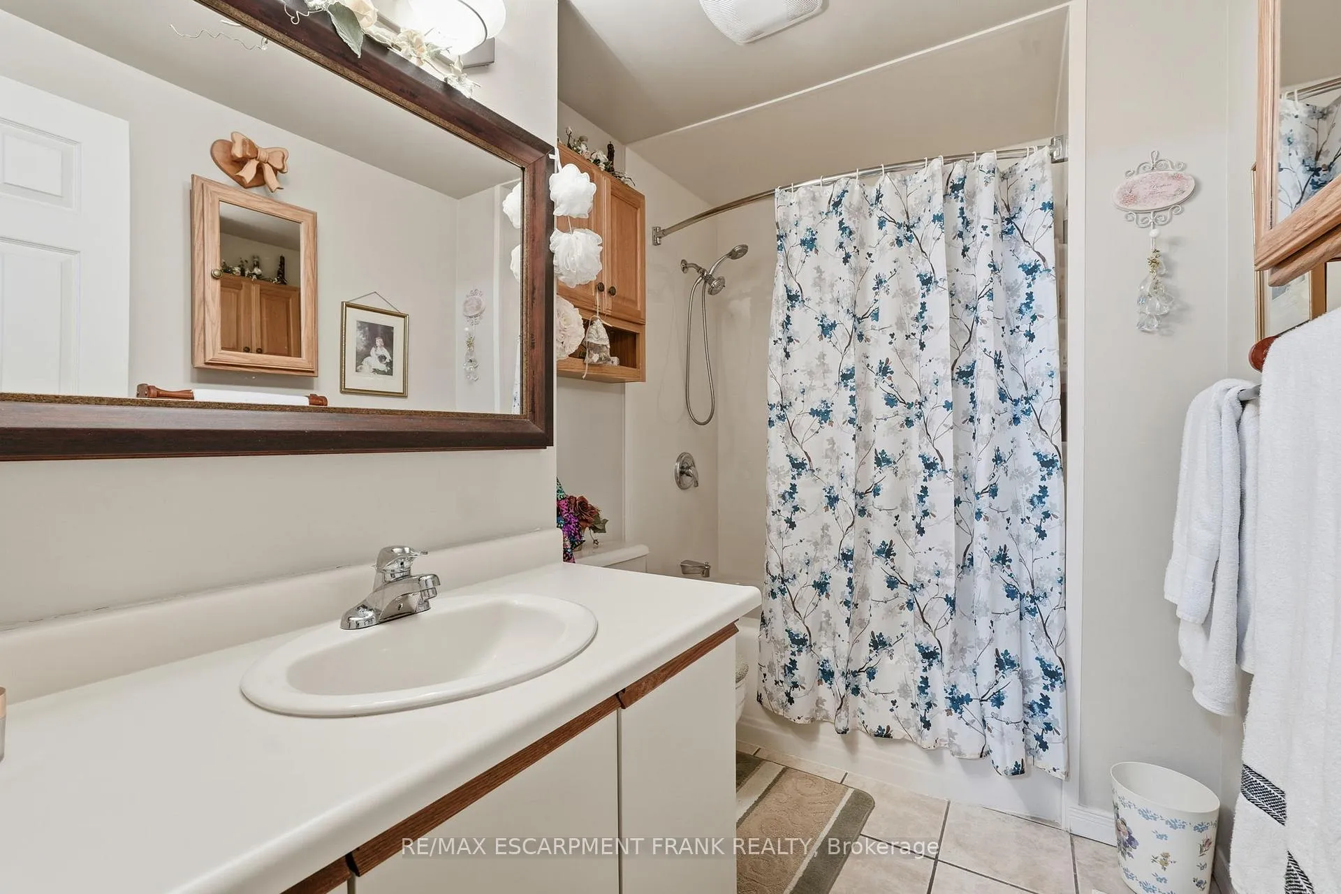 Photo 32 of Unit 1, 1675 Upper Gage Avenue, Hamilton, Broughton — HOMEH
