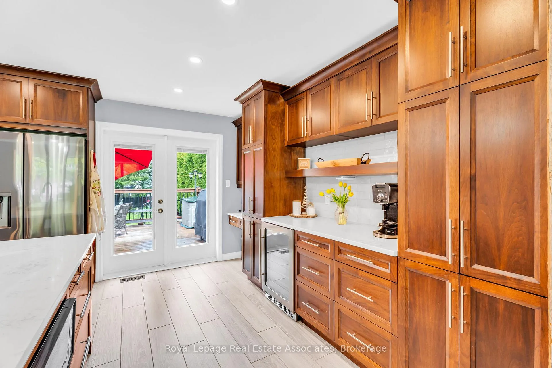Photo 15 of 131 Fife Road, Guelph, Willow West/Sugarbush/West Acres — HOMEH