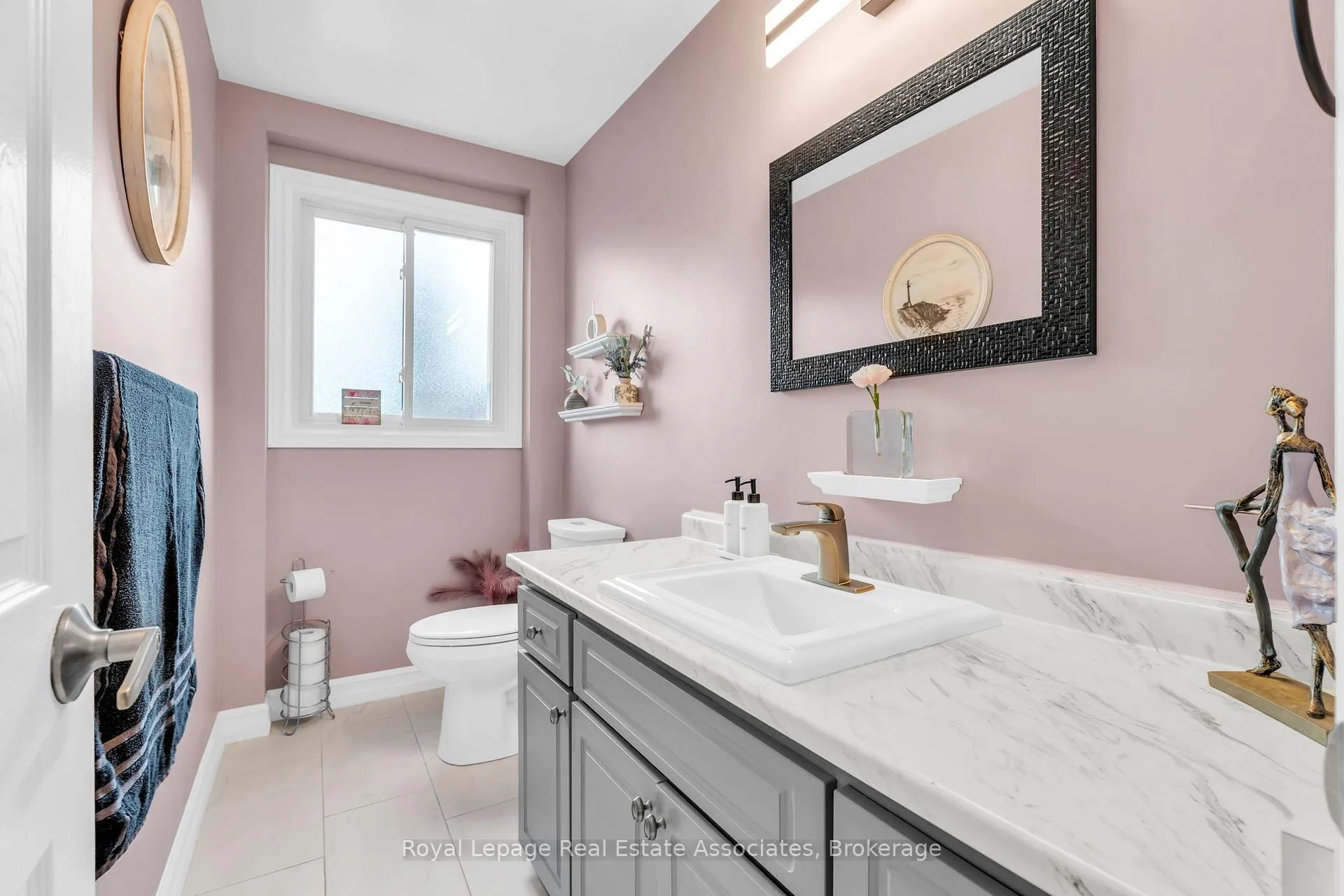 Photo 21 of 131 Fife Road, Guelph, Willow West/Sugarbush/West Acres — HOMEH