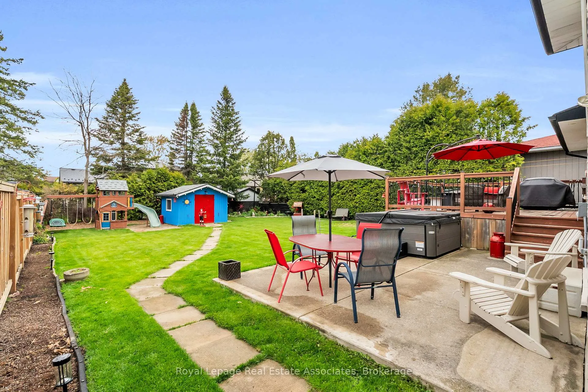 Photo 34 of 131 Fife Road, Guelph, Willow West/Sugarbush/West Acres — HOMEH