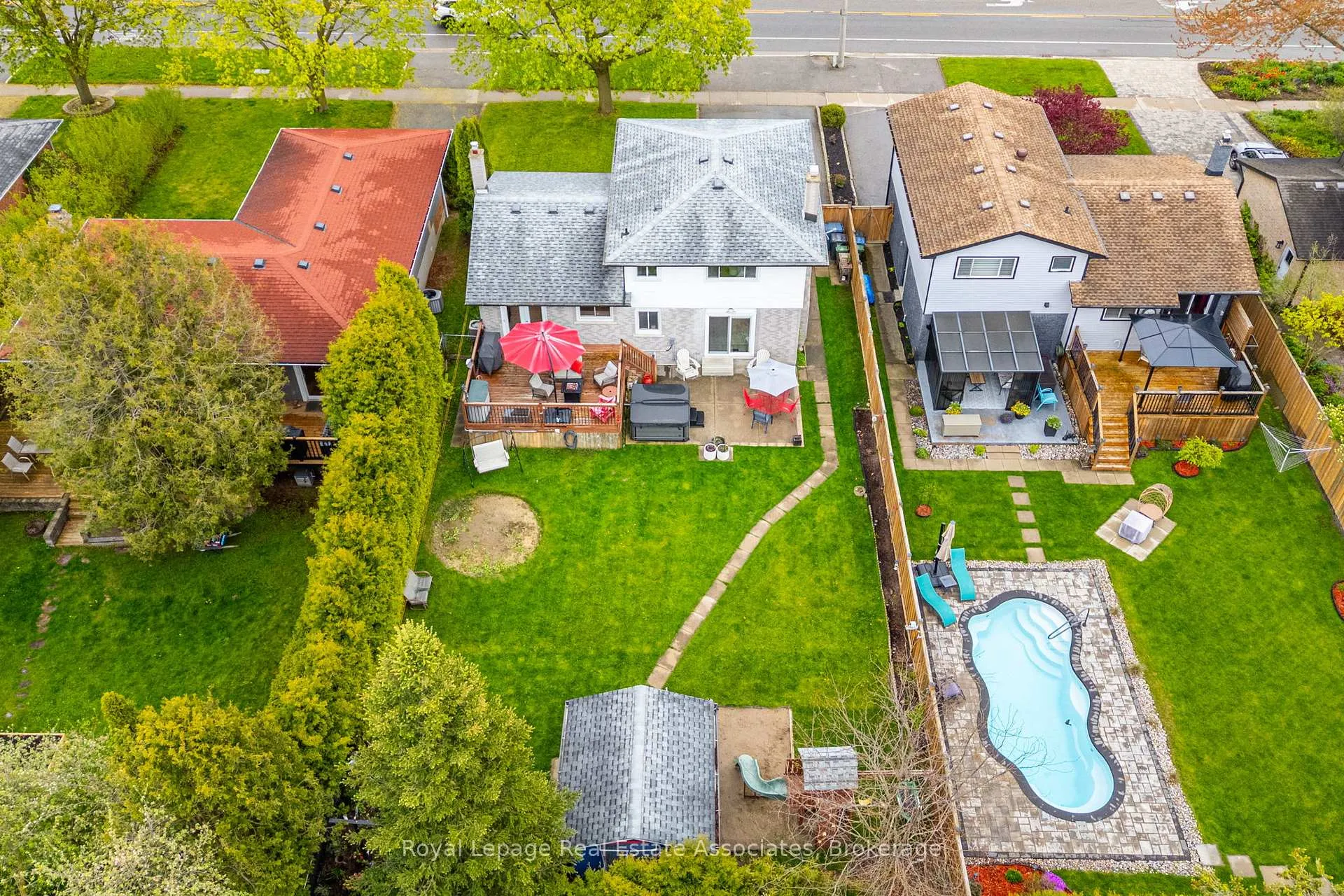 Photo 41 of 131 Fife Road, Guelph, Willow West/Sugarbush/West Acres — HOMEH