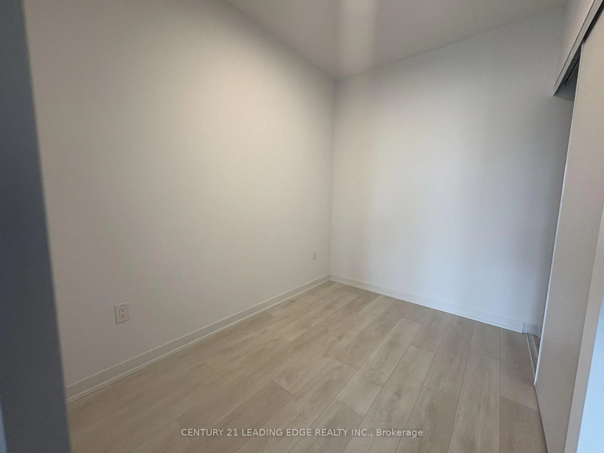 Photo 9 of Unit 222, 4878 Powers Common, Burlington, Alton — HOMEH