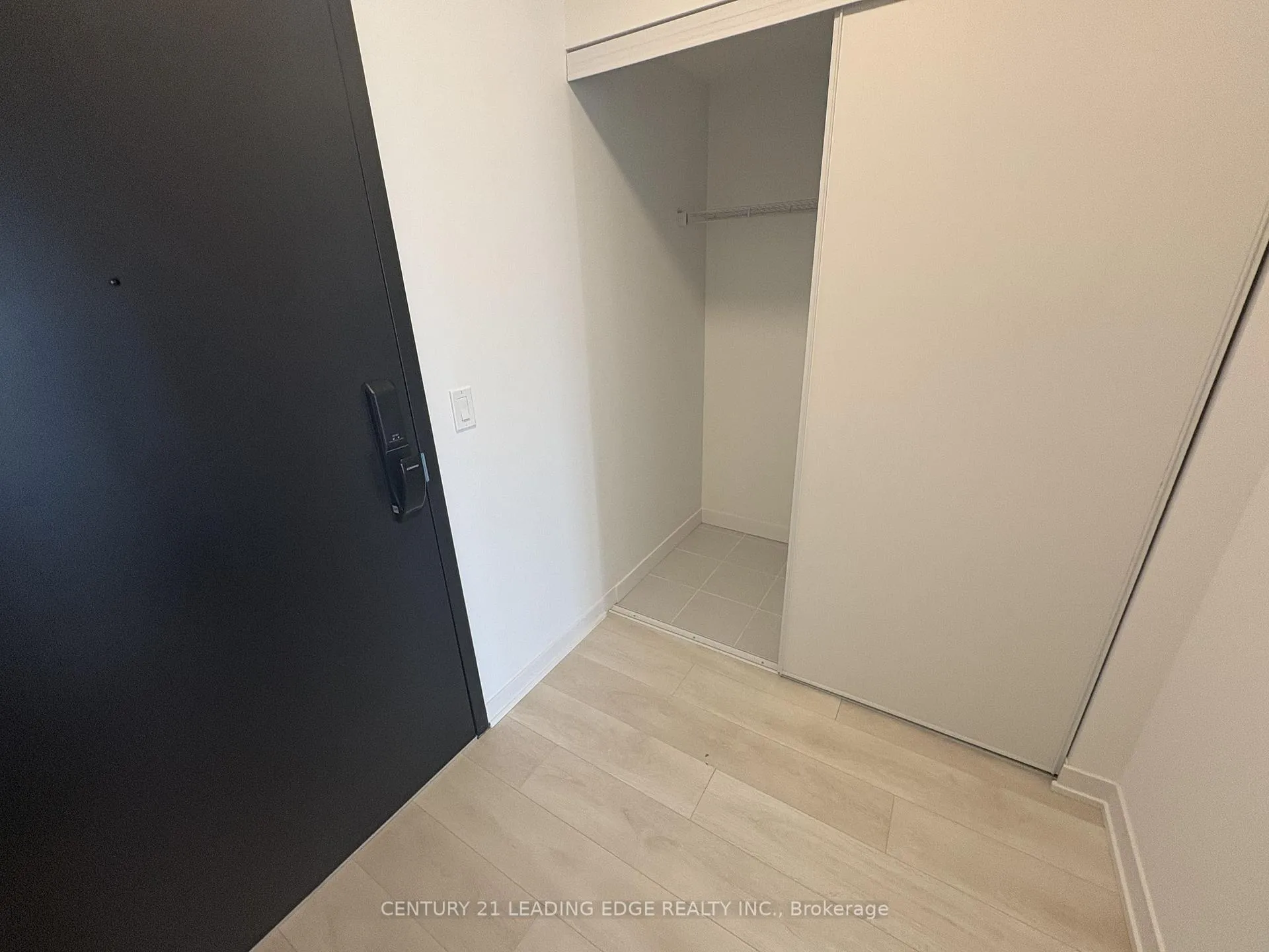 Photo 14 of Unit 222, 4878 Powers Common, Burlington, Alton — HOMEH
