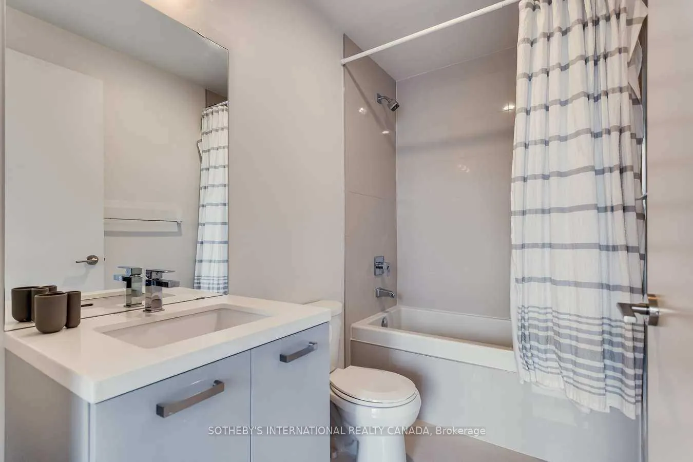 Photo 37 of Unit PH06, 39 Brant Street, Toronto, Waterfront Communities — HOMEH
