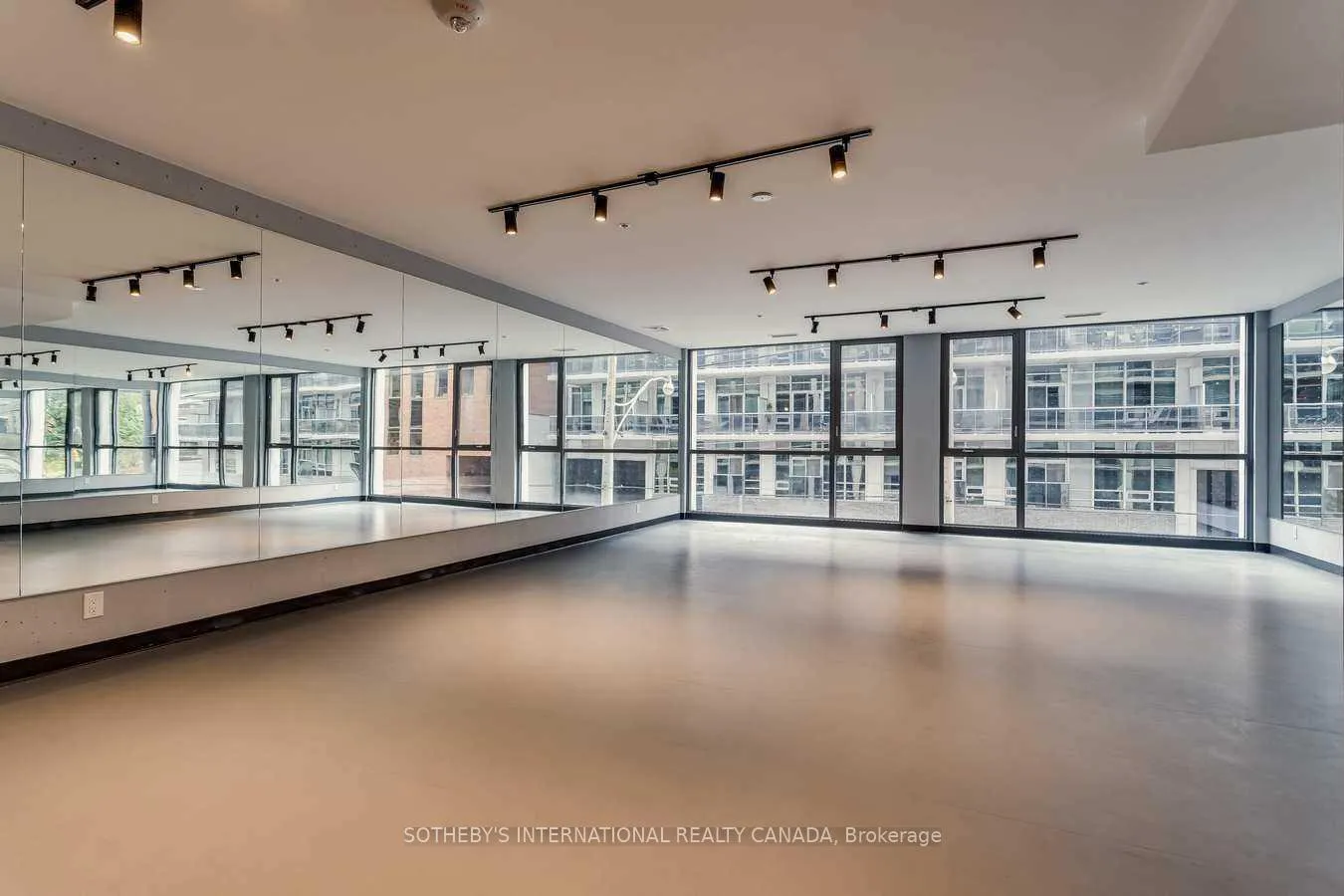 Photo 38 of Unit PH06, 39 Brant Street, Toronto, Waterfront Communities — HOMEH