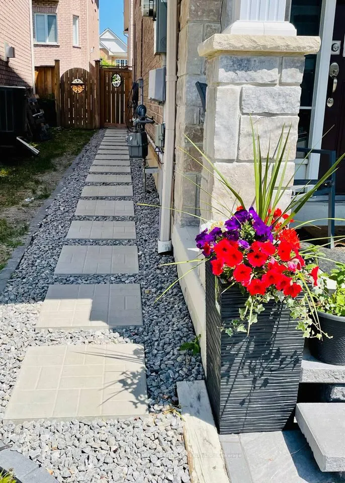 Photo 9 of Unit BSMT, 1526 Bruny Avenue, Pickering, Duffin Heights — HOMEH