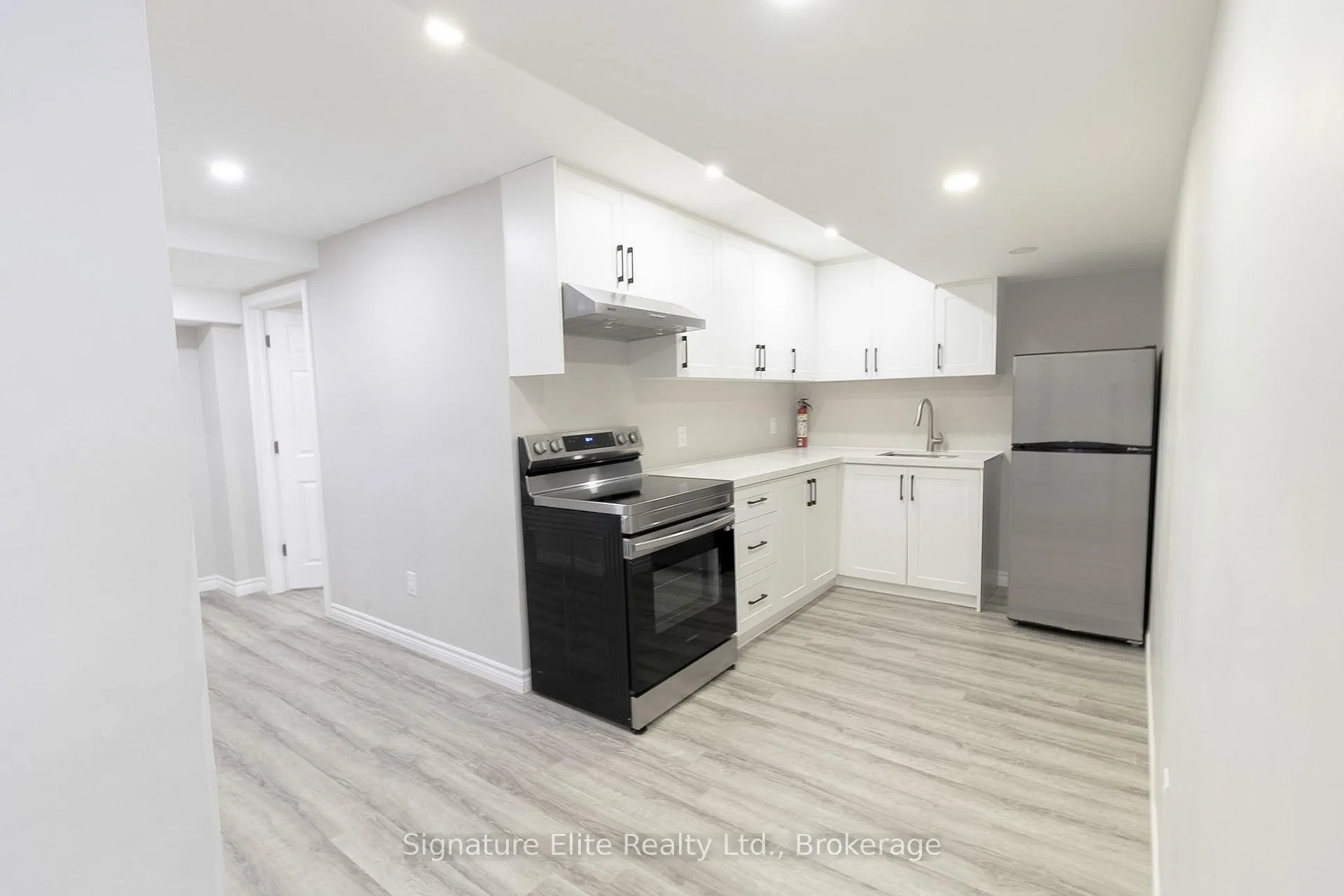 Photo 2 of Unit Bsmt, 2561 Stallion Drive, Oshawa, Windfields — HOMEH