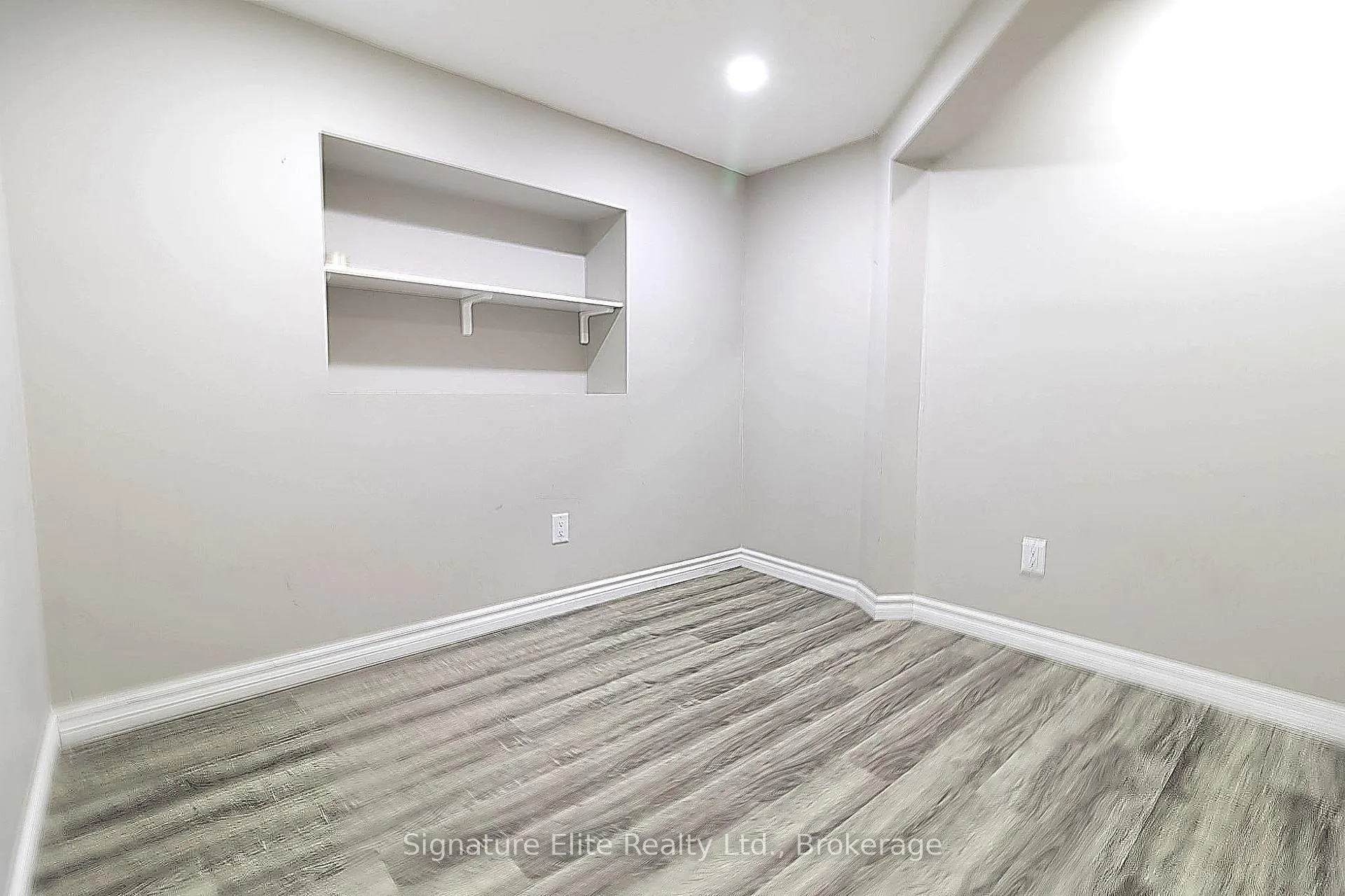 Photo 8 of Unit Bsmt, 2561 Stallion Drive, Oshawa, Windfields — HOMEH