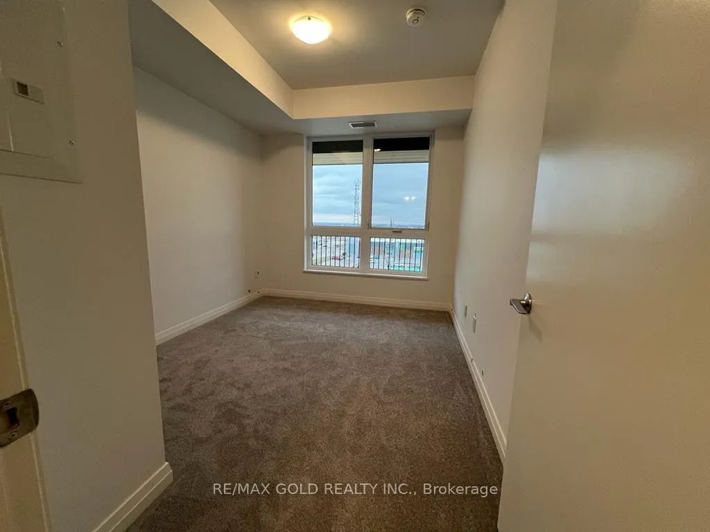 Photo 12 of Unit 410, 101 Golden Eagle Road, Waterloo, North Lakeshore — HOMEH