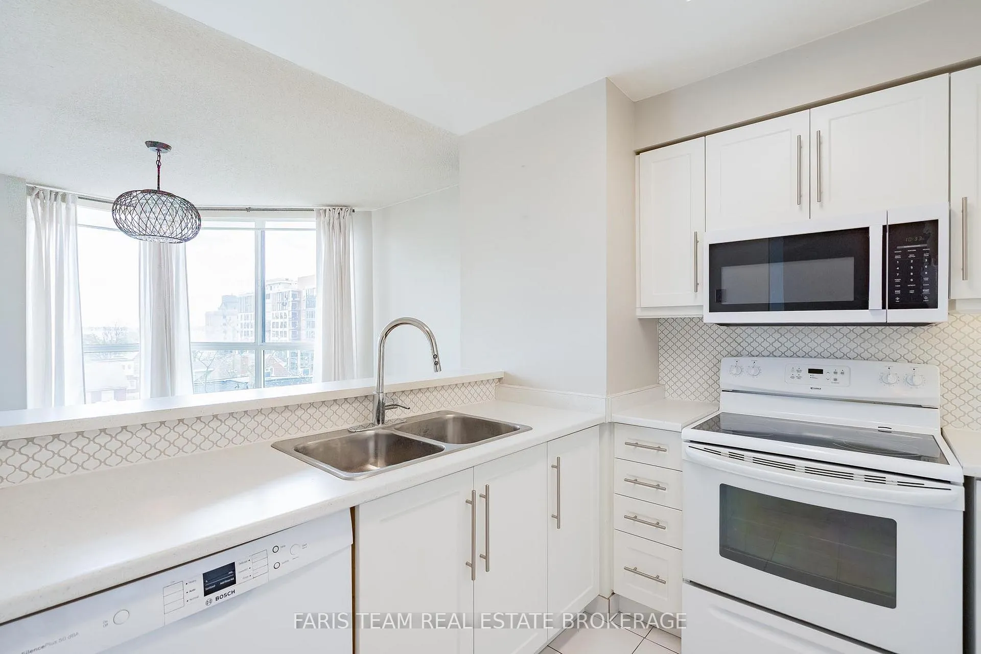 Photo 8 of Unit 511, 150 Dunlop Street E, Barrie, City Centre — HOMEH