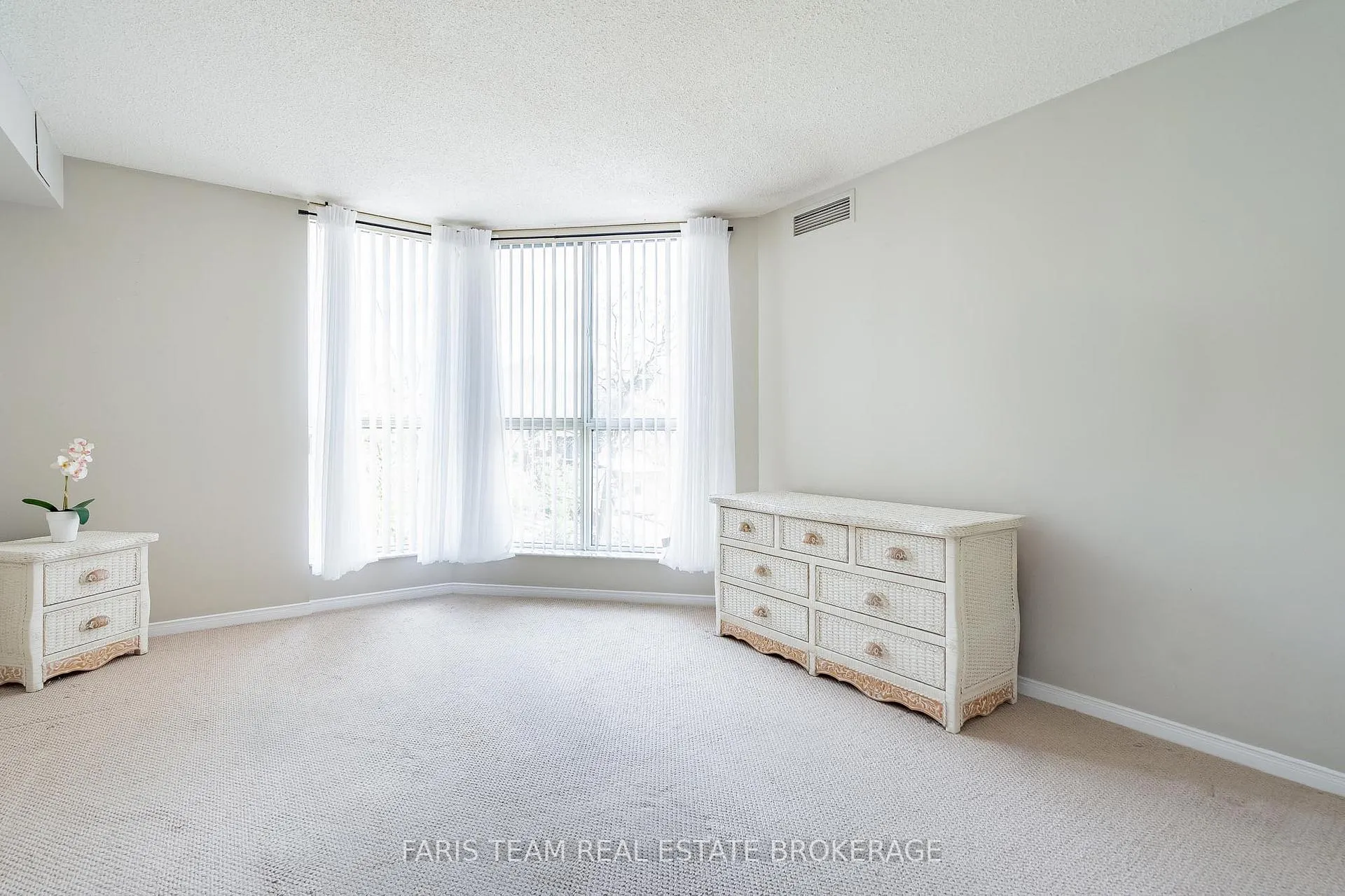 Photo 18 of Unit 511, 150 Dunlop Street E, Barrie, City Centre — HOMEH