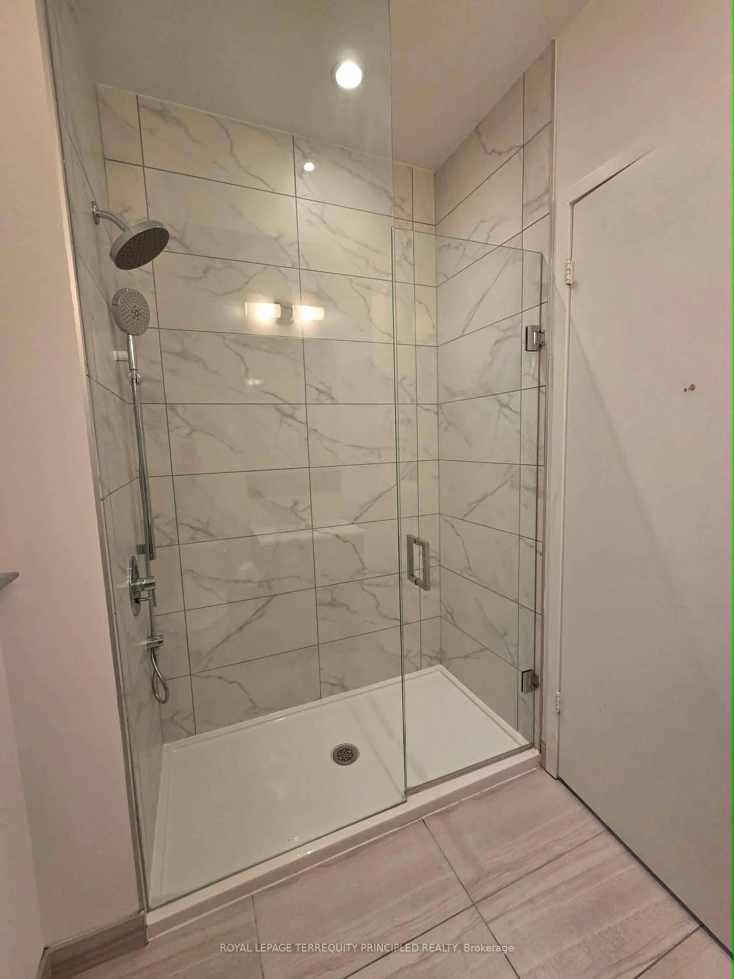 Photo 13 of Unit 2908, 5 Buttermill Avenue, Vaughan, Vaughan Corporate Centre — HOMEH