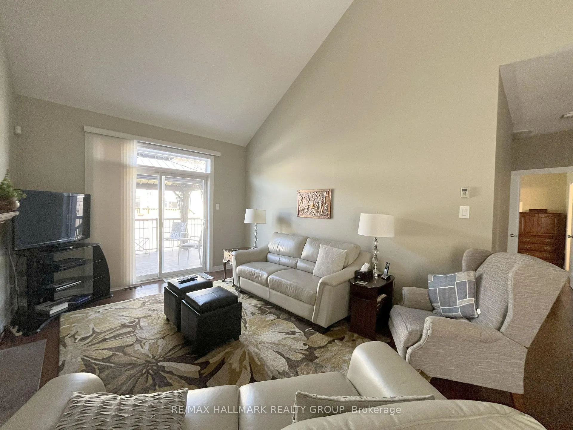 Photo 13 of 533 Peerless Street, Ottawa, Barrhaven - Cedargrove/Fraserdale — HOMEH