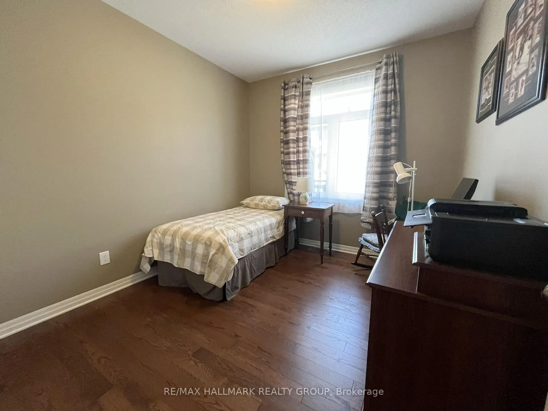 Photo 21 of 533 Peerless Street, Ottawa, Barrhaven - Cedargrove/Fraserdale — HOMEH