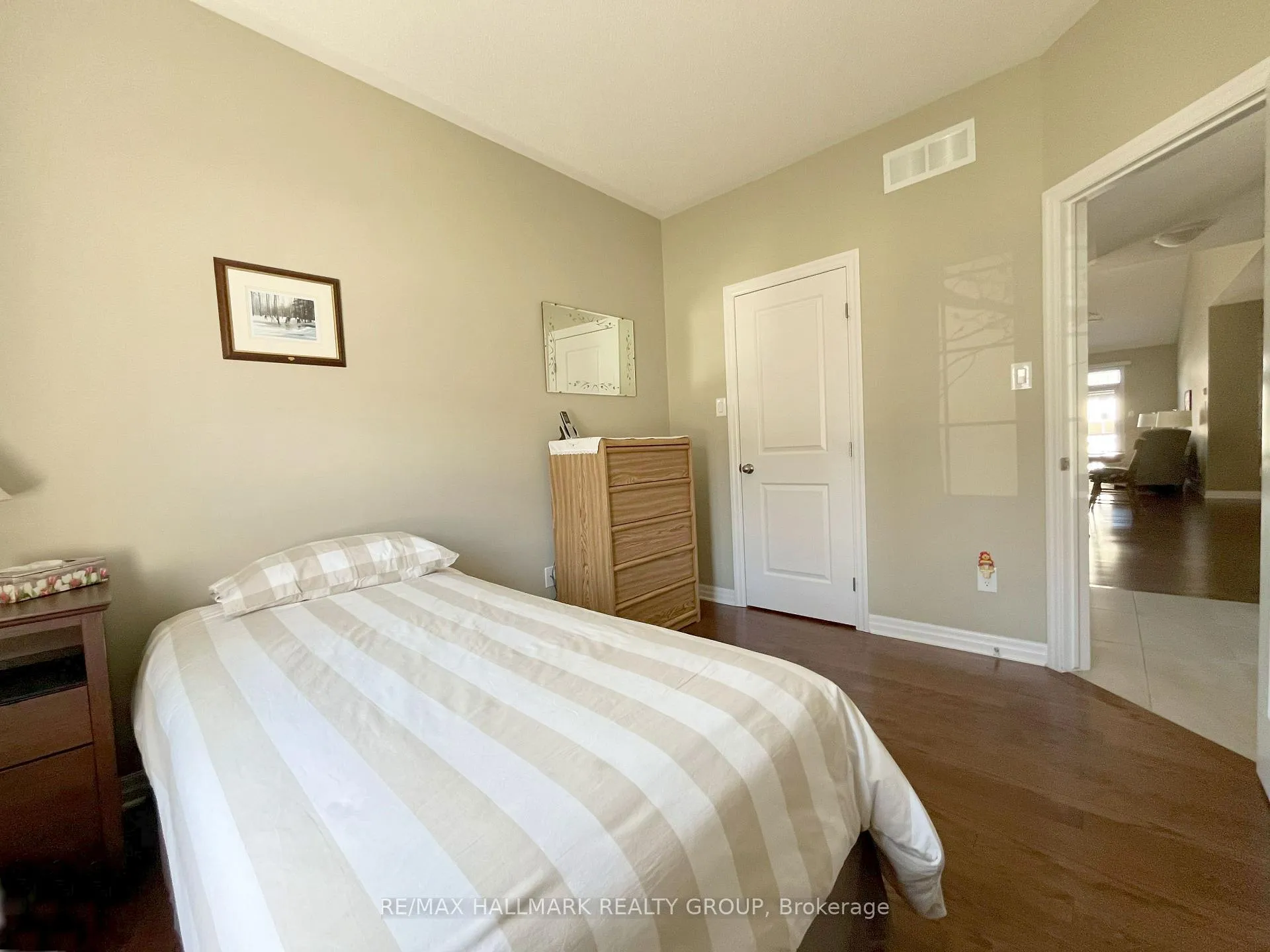 Photo 29 of 533 Peerless Street, Ottawa, Barrhaven - Cedargrove/Fraserdale — HOMEH