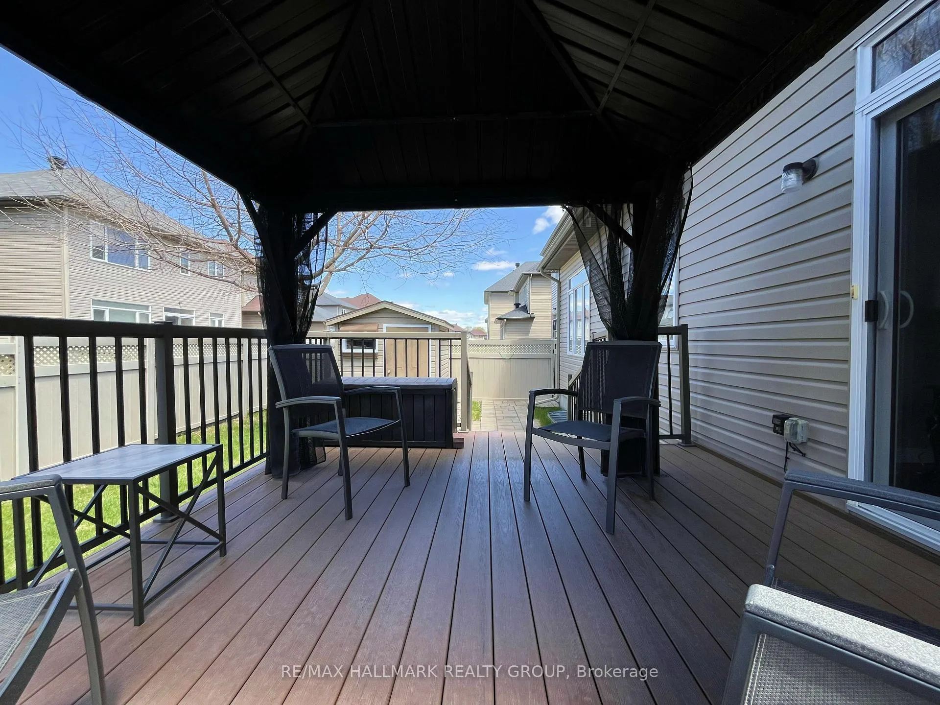 Photo 33 of 533 Peerless Street, Ottawa, Barrhaven - Cedargrove/Fraserdale — HOMEH