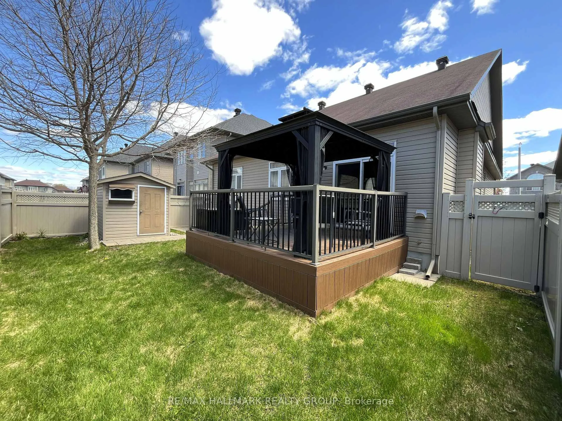 Photo 35 of 533 Peerless Street, Ottawa, Barrhaven - Cedargrove/Fraserdale — HOMEH