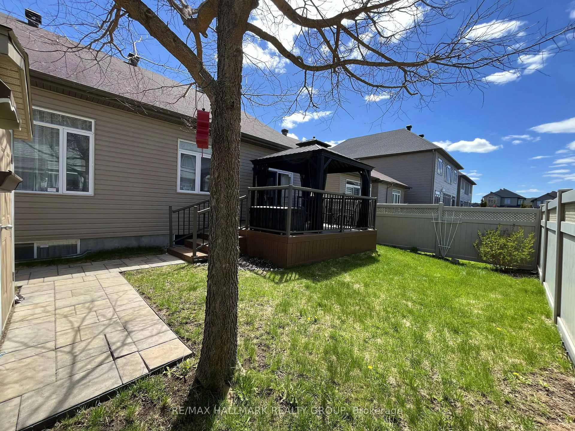 Photo 37 of 533 Peerless Street, Ottawa, Barrhaven - Cedargrove/Fraserdale — HOMEH