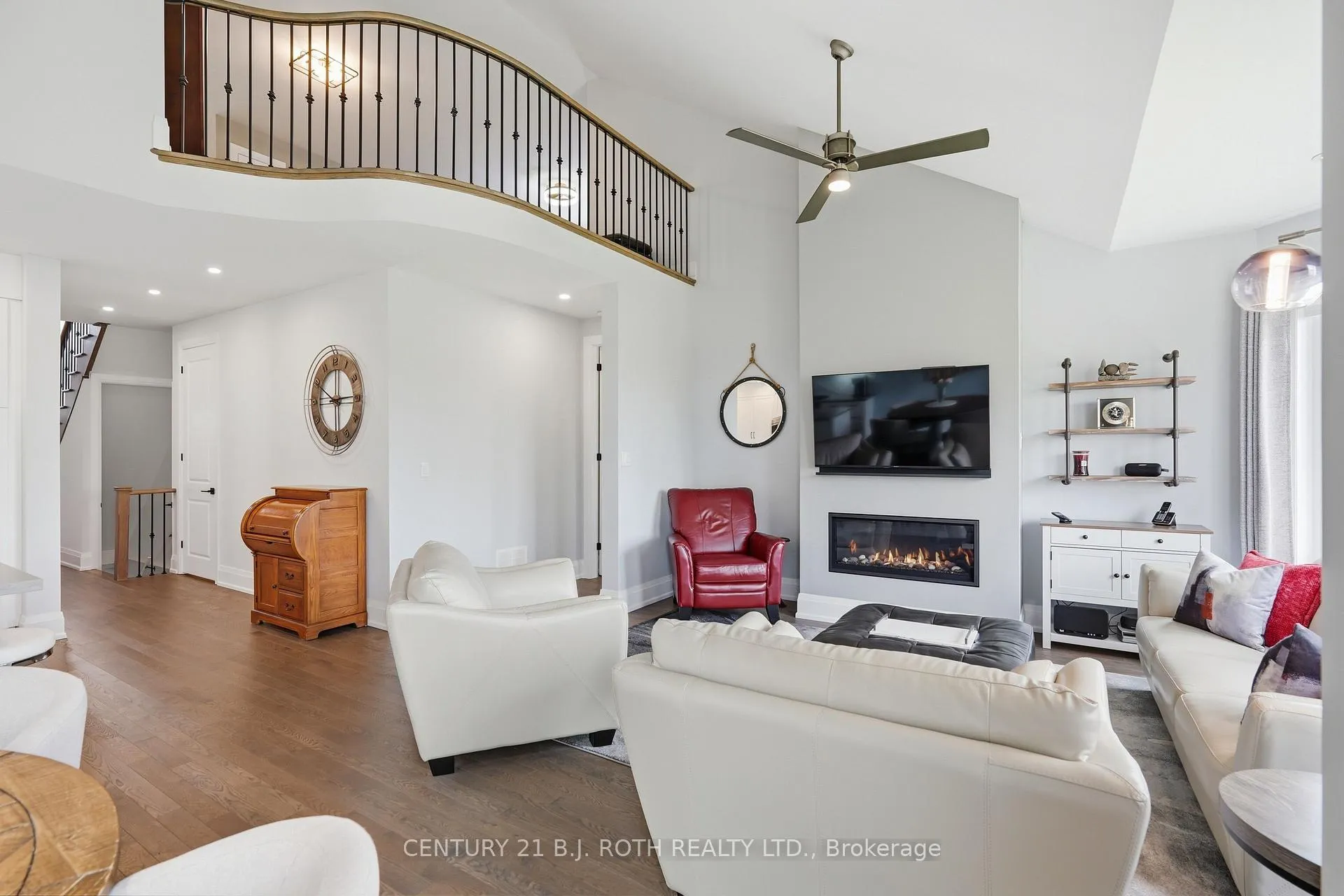 Photo 16 of 131 Trail Boulevard, Springwater, Centre Vespra — HOMEH