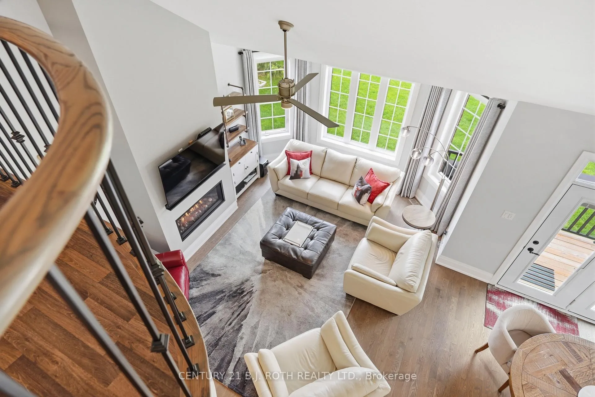 Photo 23 of 131 Trail Boulevard, Springwater, Centre Vespra — HOMEH