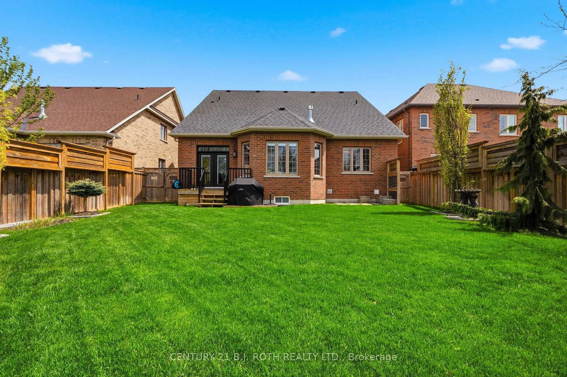 Photo 39 of 131 Trail Boulevard, Springwater, Centre Vespra — HOMEH