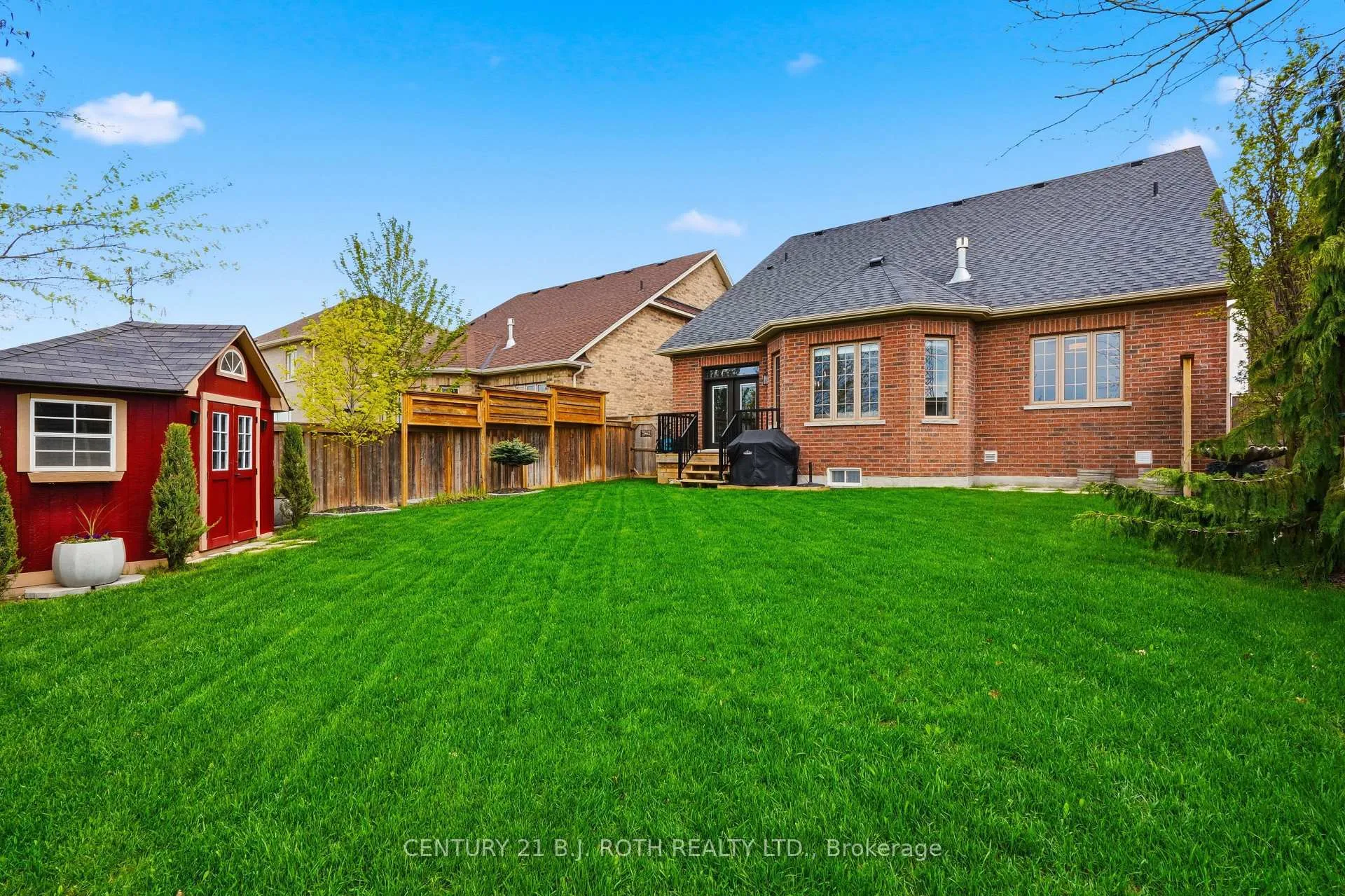 Photo 41 of 131 Trail Boulevard, Springwater, Centre Vespra — HOMEH