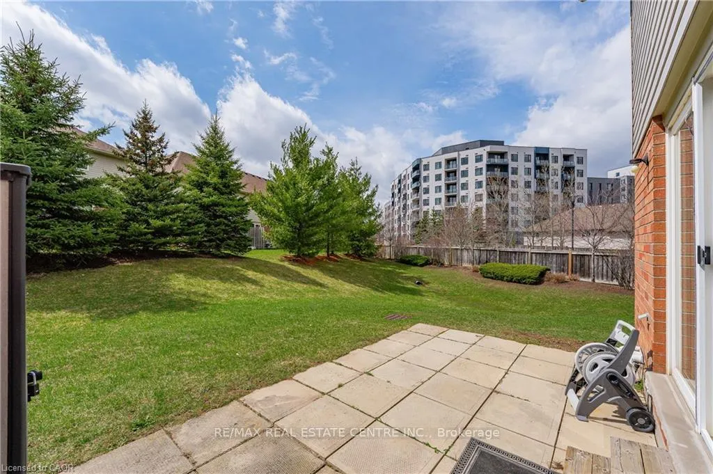 Photo 38 of 30 Fallowfield Drive, Kitchener, Country Hills East — HOMEH