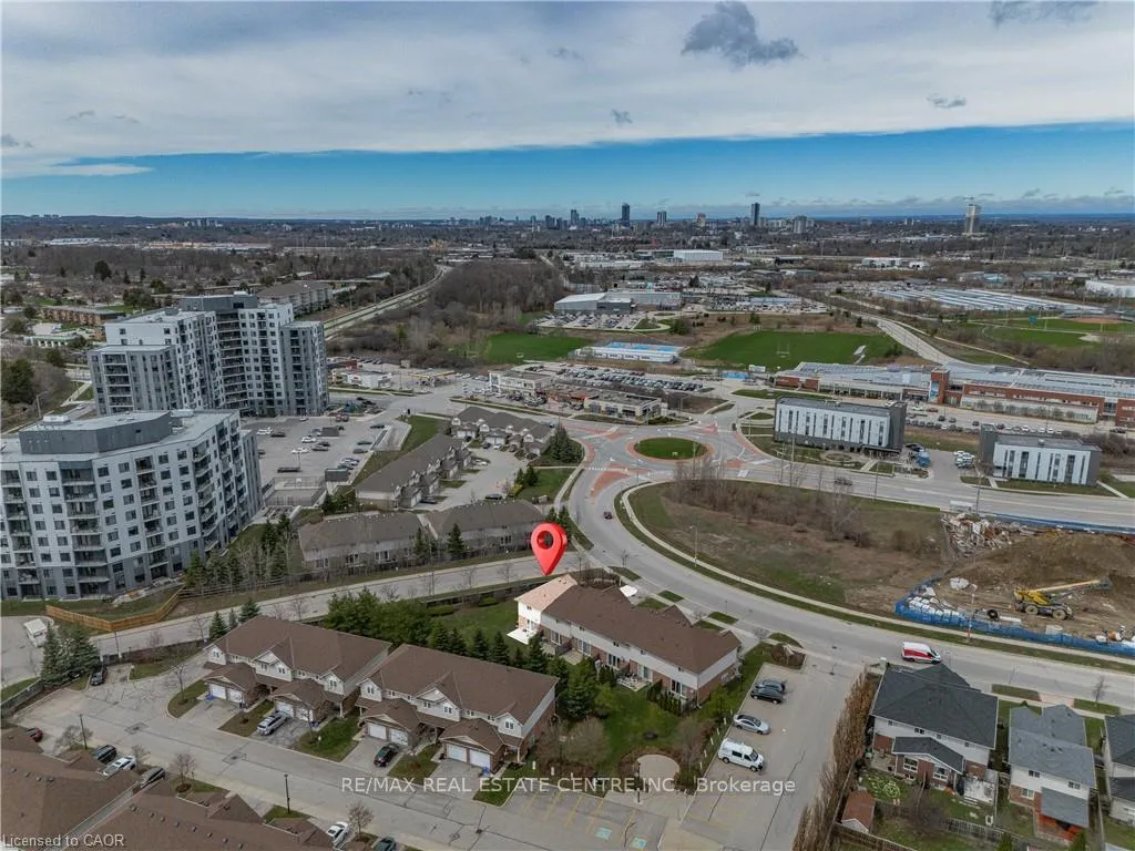 Photo 39 of 30 Fallowfield Drive, Kitchener, Country Hills East — HOMEH