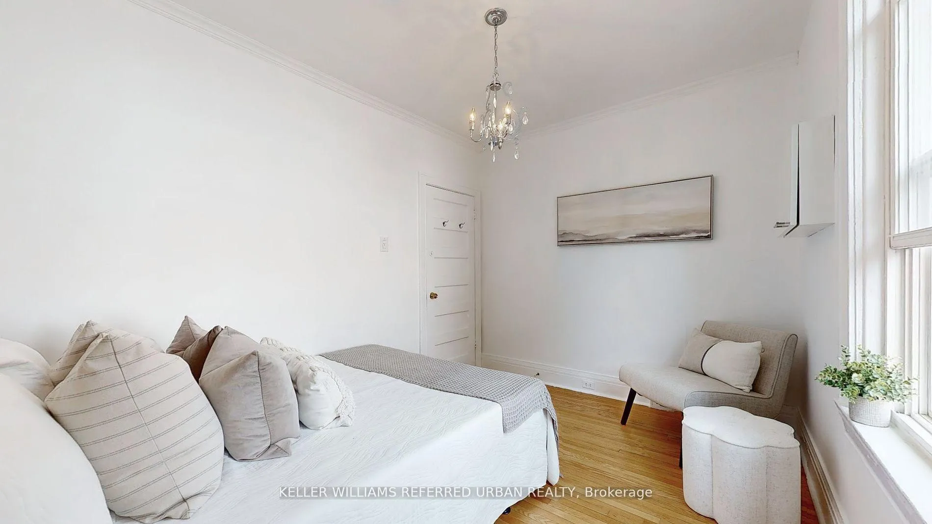 Photo 12 of Unit Upper, 266 Highfield Road, Toronto, Greenwood-Coxwell — HOMEH